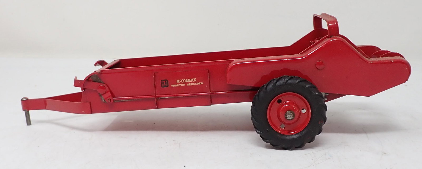McCormick Deering Tractor Spreader (1 of 6)