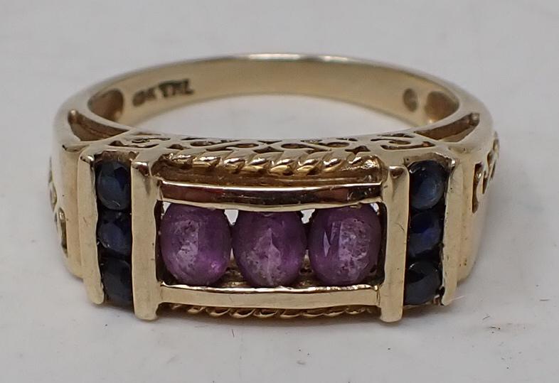 10k Gold Ring w/ Stone (1 of 4)