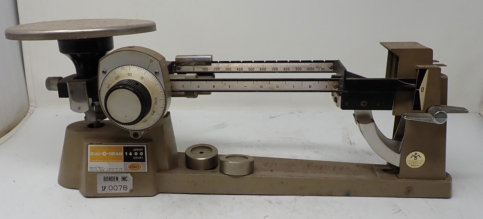 Dial O Gram Ohaus 1600 Gram Scale (1 of 4)