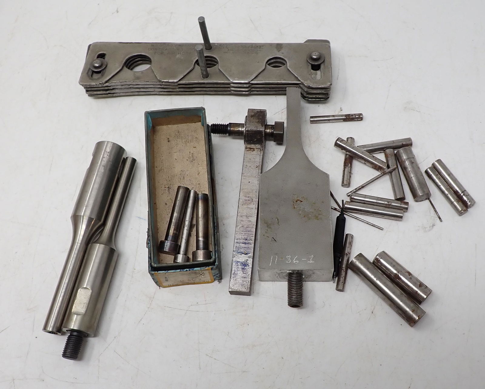 Schrader 9010 Ferrule Pin Gauges & Misc (1 of 2)