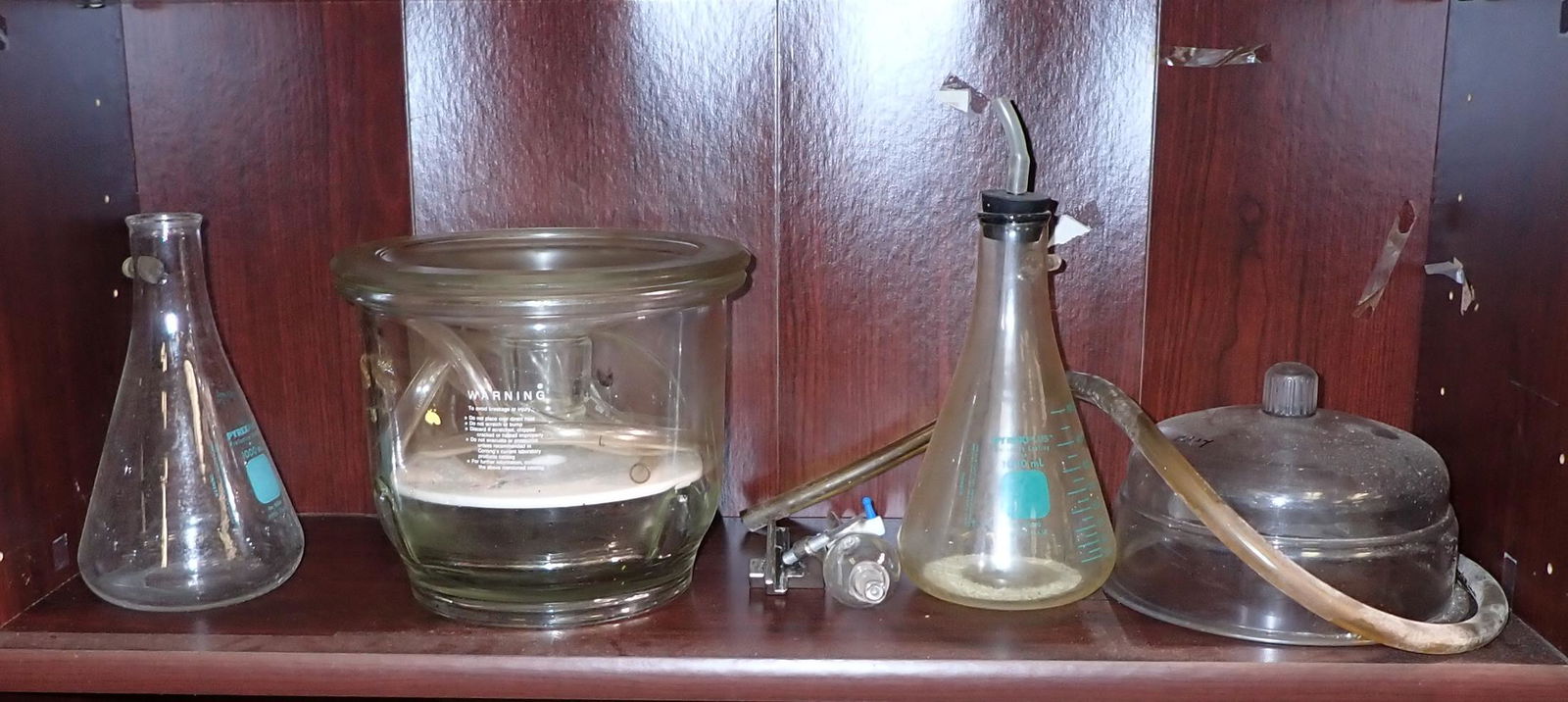 Pyrex Beekers & Misc: Piece on far right is plastic