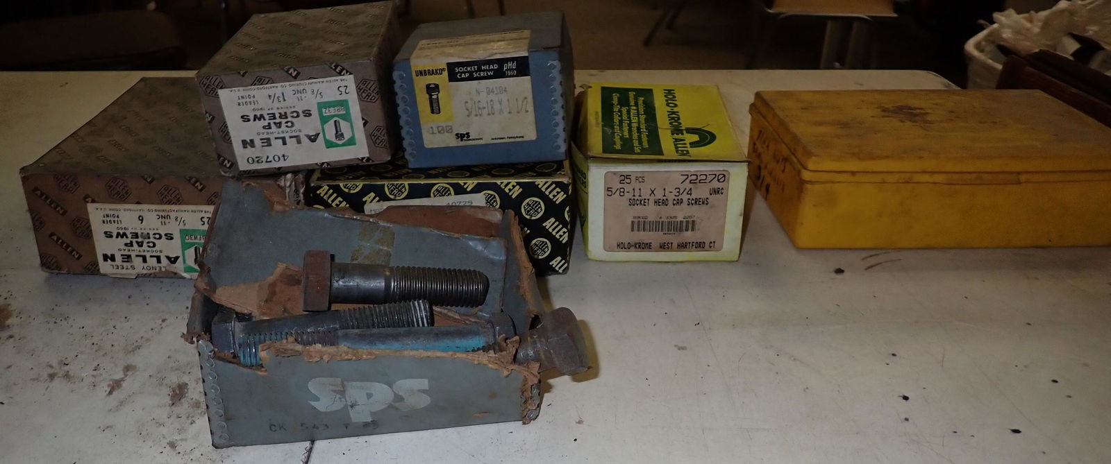 Allen Cap Screws Nuts & Misc Hardware (1 of 9)