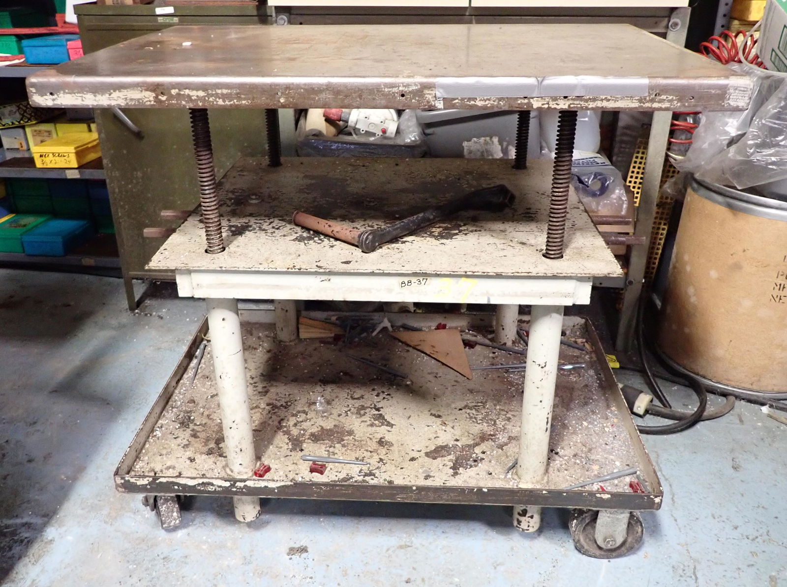 Industrial Steel Lift Rolling Table (1 of 3)