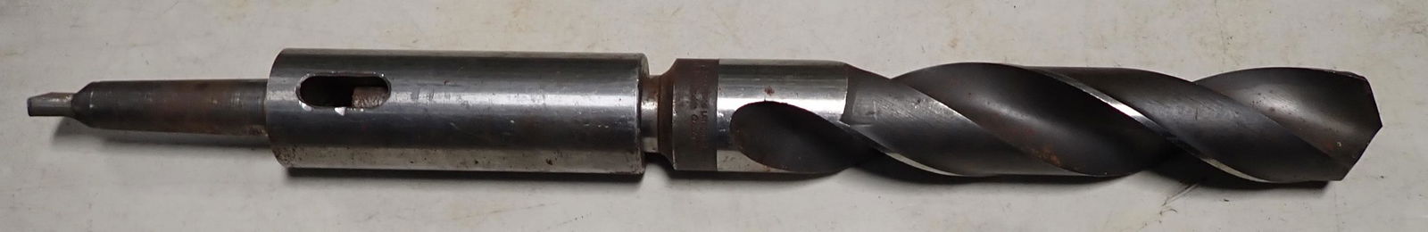 1 13/18 Chicago Latrobe Double Circle Drill Bit (1 of 5)