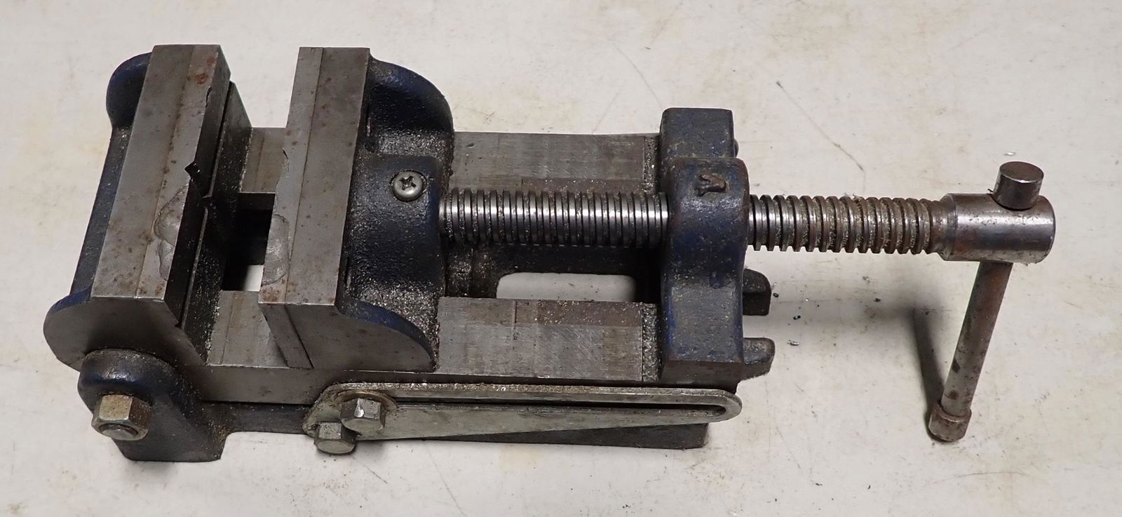 Machinist Vise w/ 4" Jaws (1 of 4)