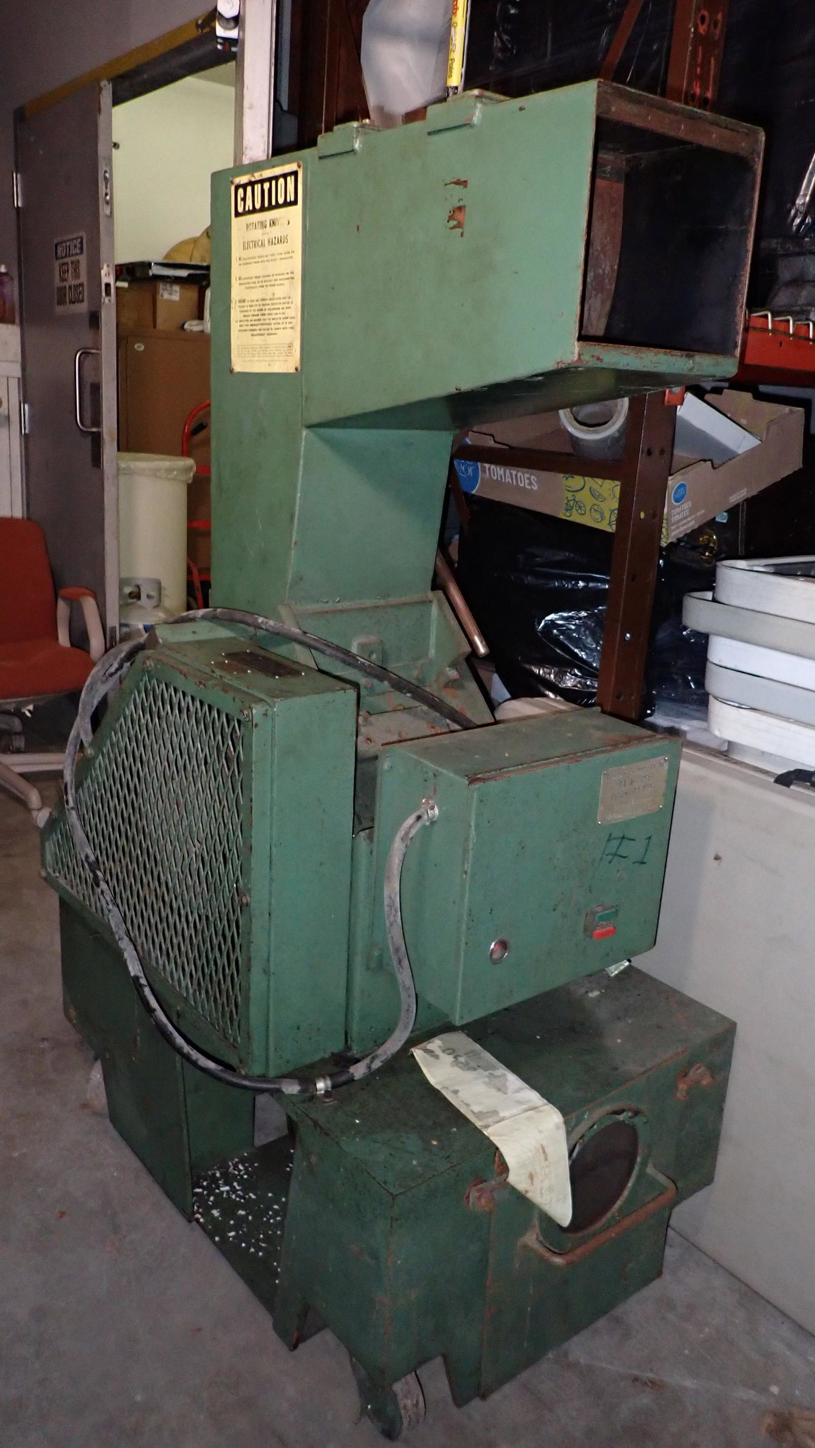 Cumberland Plastic Granulator / Grinder: Buyer must have equipment & Experienced help to load. NO SHIPPING !