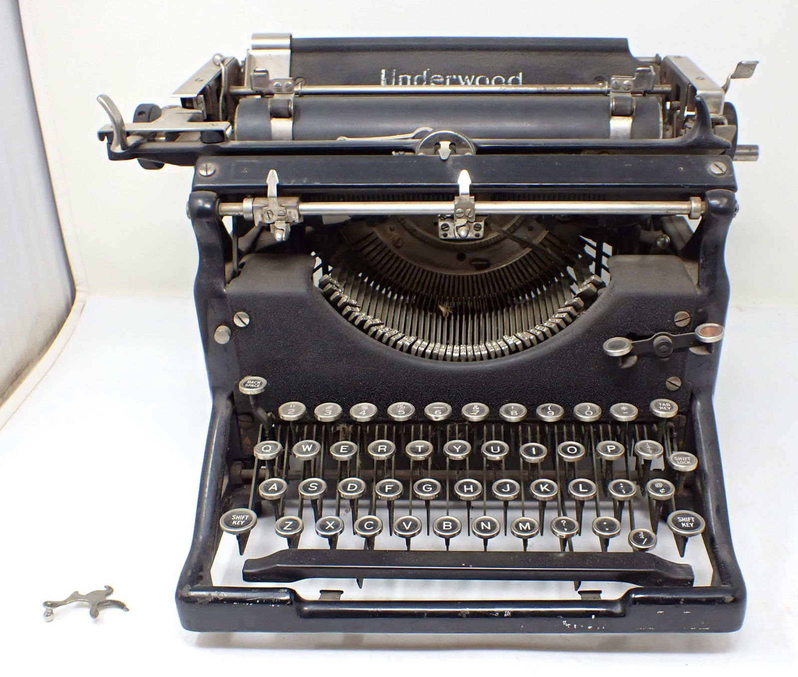 Antique Underwood Typewriter (1 of 7)