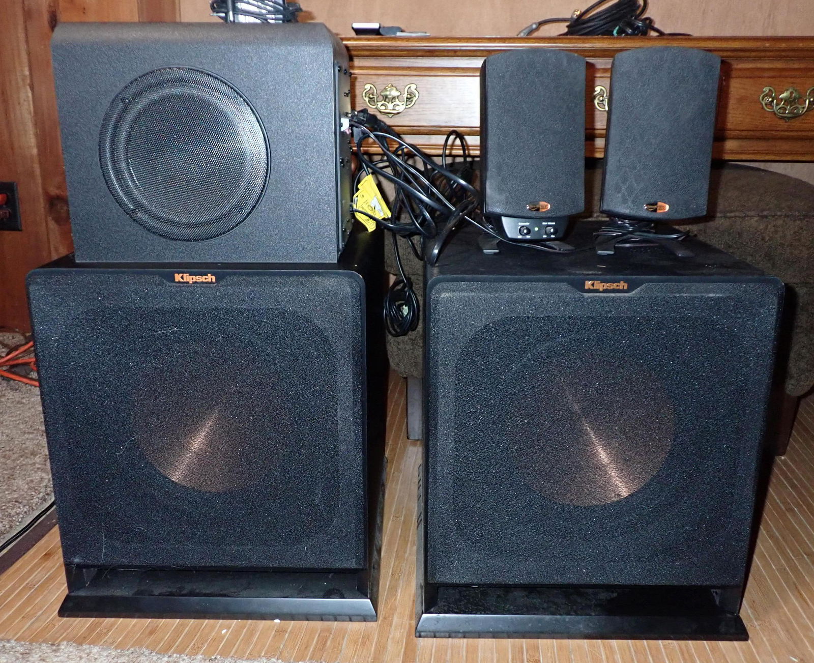 Klipsch Promedia 2.1 Speakers & Powered Subwoofers (1 of 6)