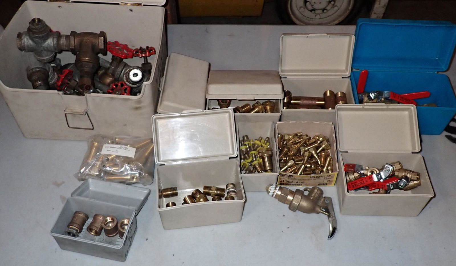 Brass Fittings Valves & Misc (1 of 9)