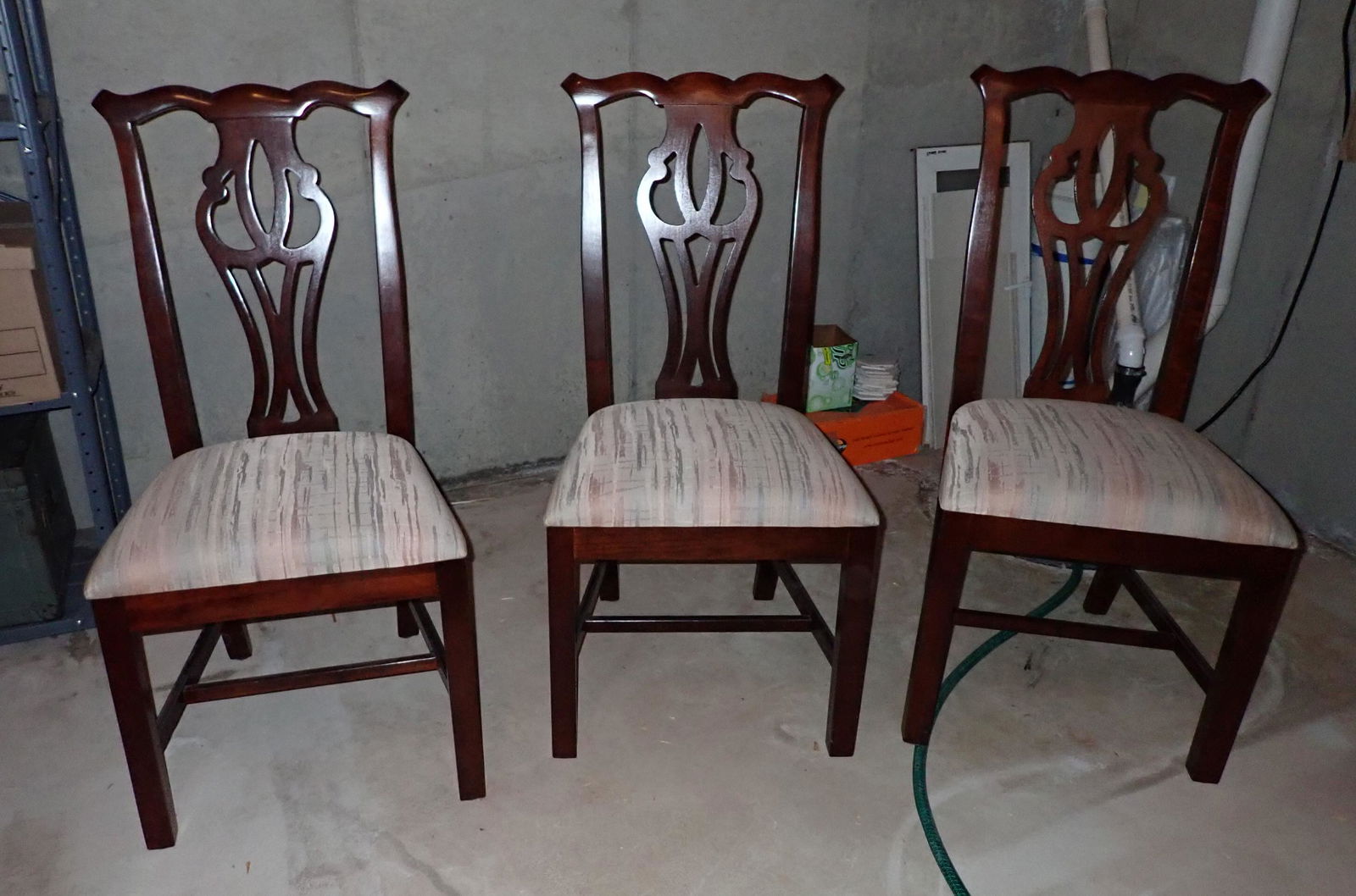 Set of 6 Thomasville Dining Chairs (1 of 3)