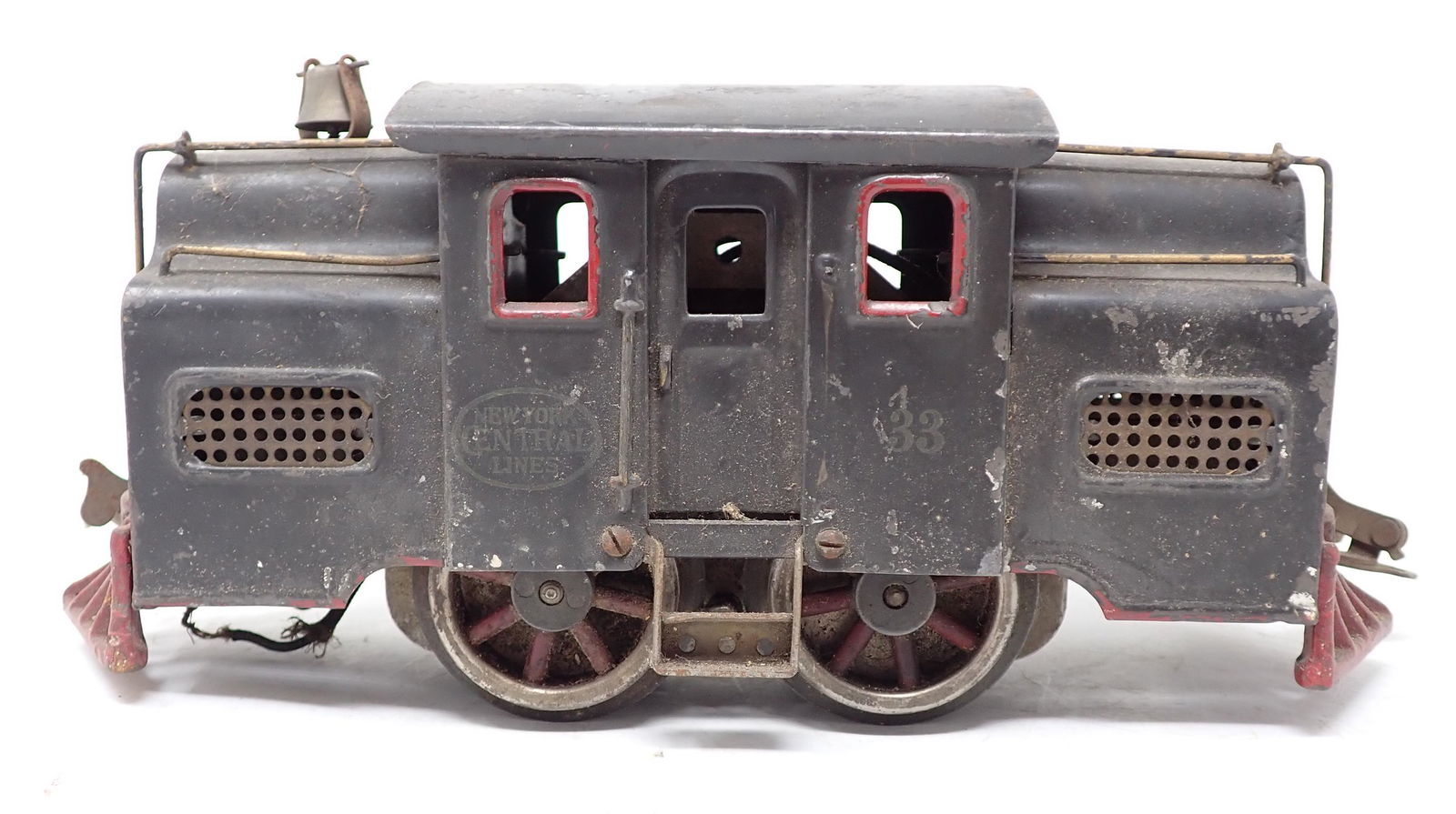 Lionel New York Central 33 Locomotive: Standard Gauge
