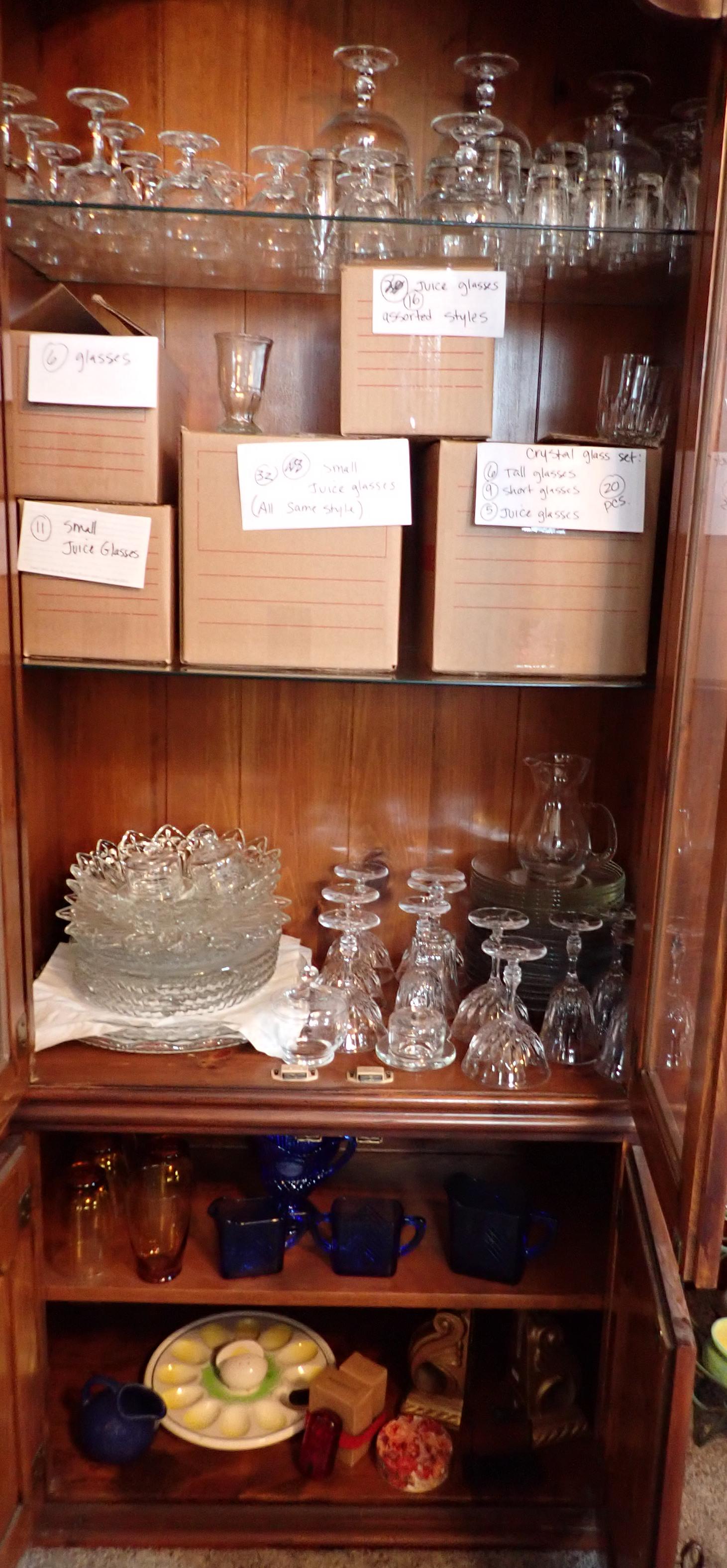 Large Lot of Misc Glassware (1 of 10)