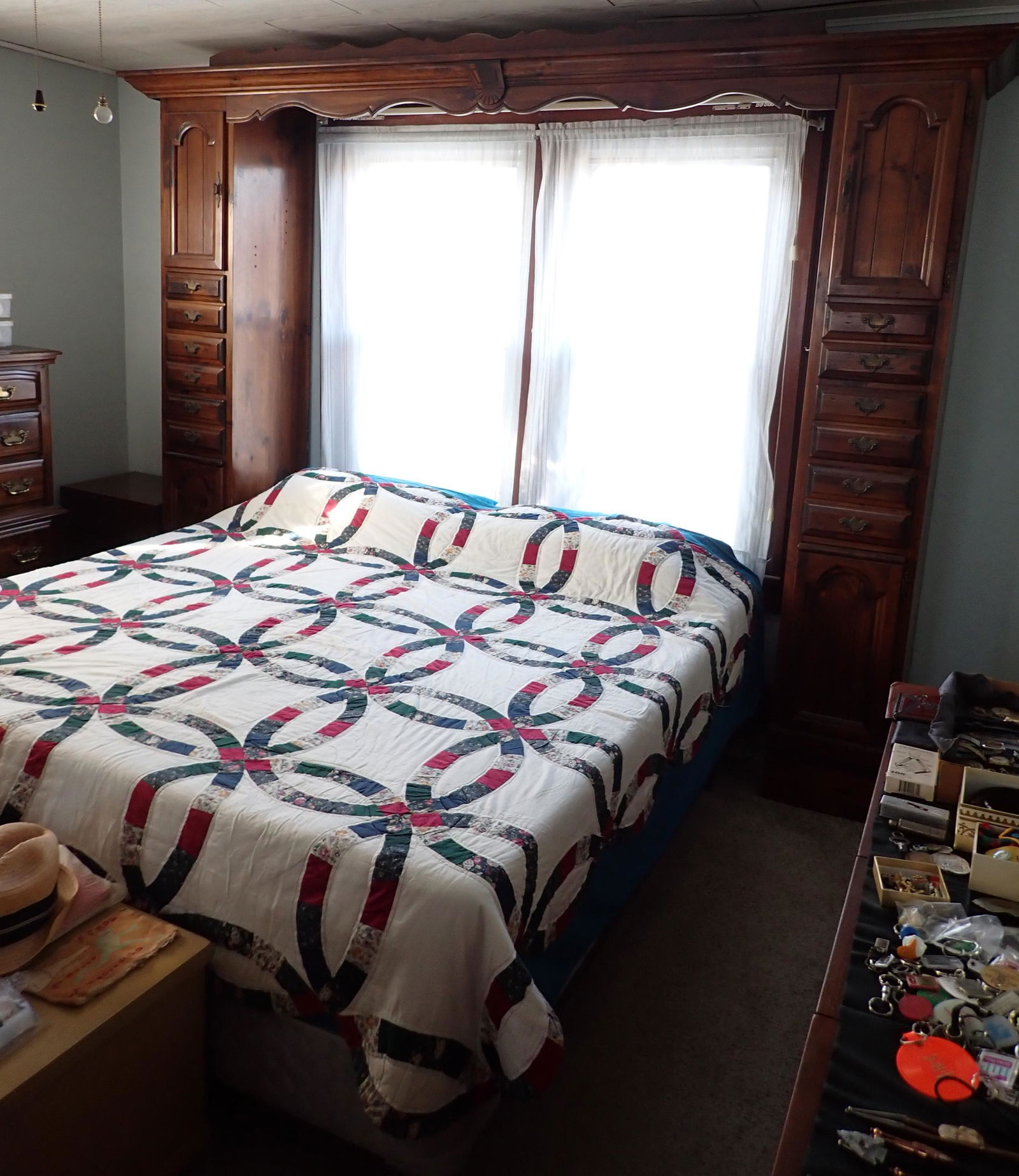 King Size Bed Headboard Dresser and Bedspread (1 of 4)