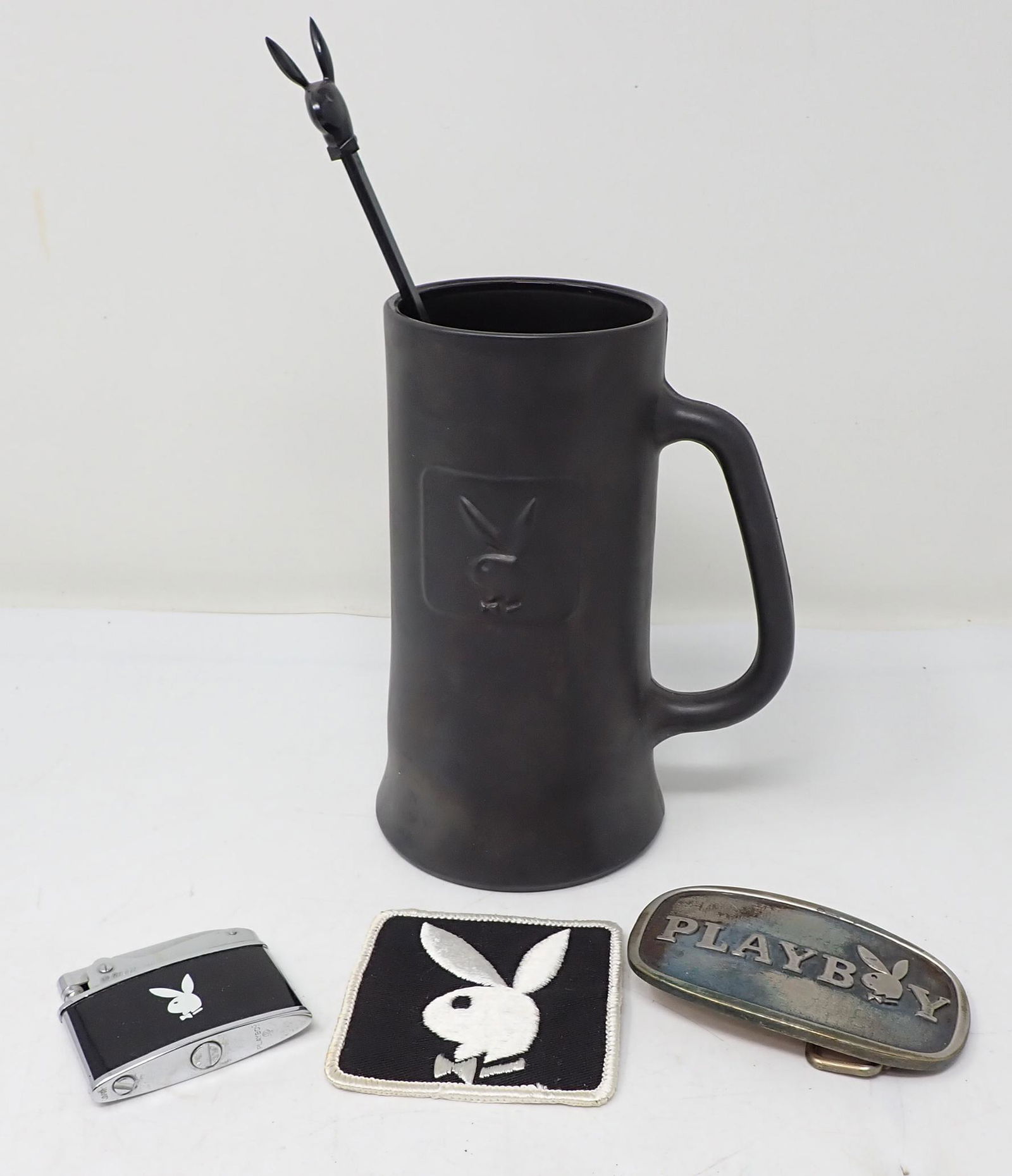 Playboy Mug Buckle Lighter & Patch (1 of 2)