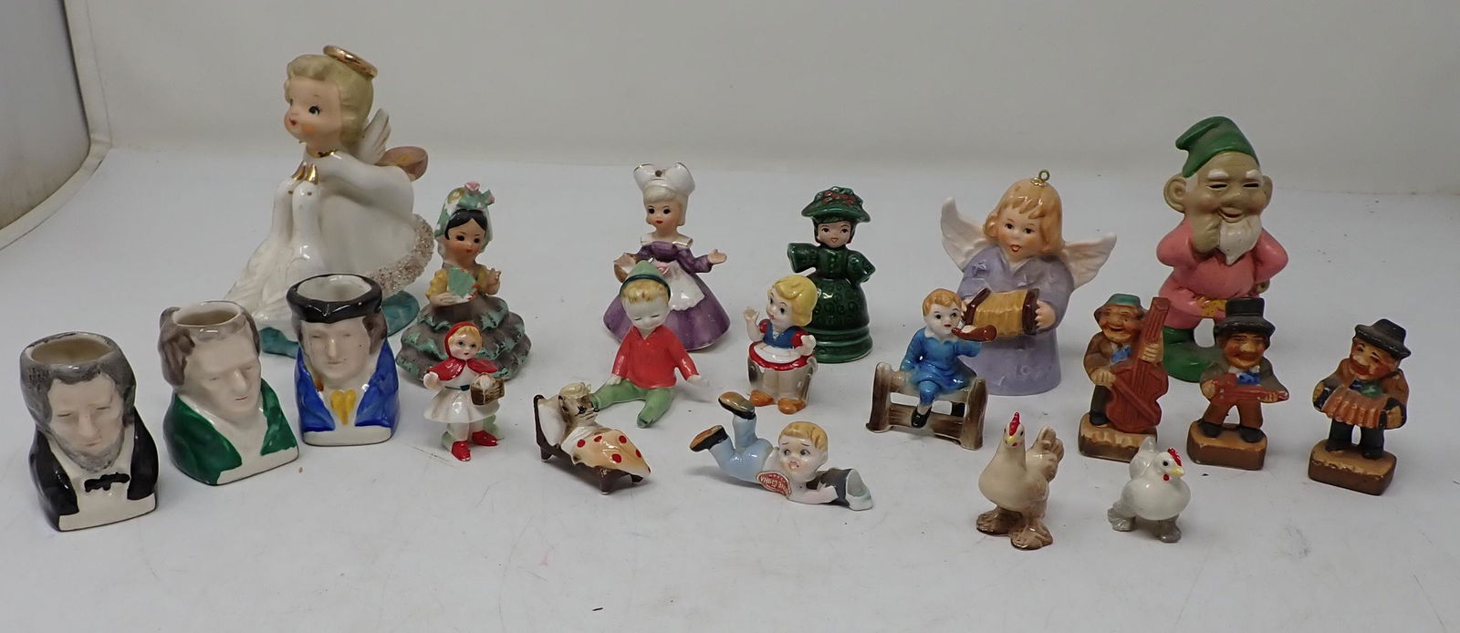 Vintage Figurines incl Goebel Bell (1 of 4)