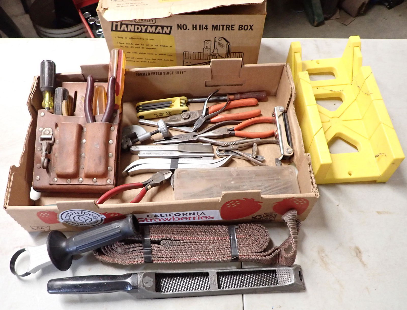 Stanley Miter Box Punches Pliers Misc Tools (1 of 5)
