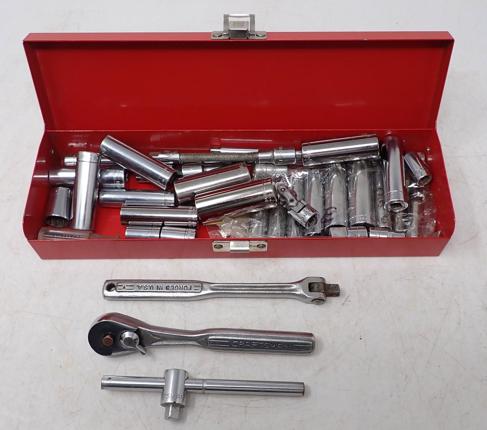 Craftsman 1/4" Drive Rachet Sockets & Breaker Bar (1 of 3)