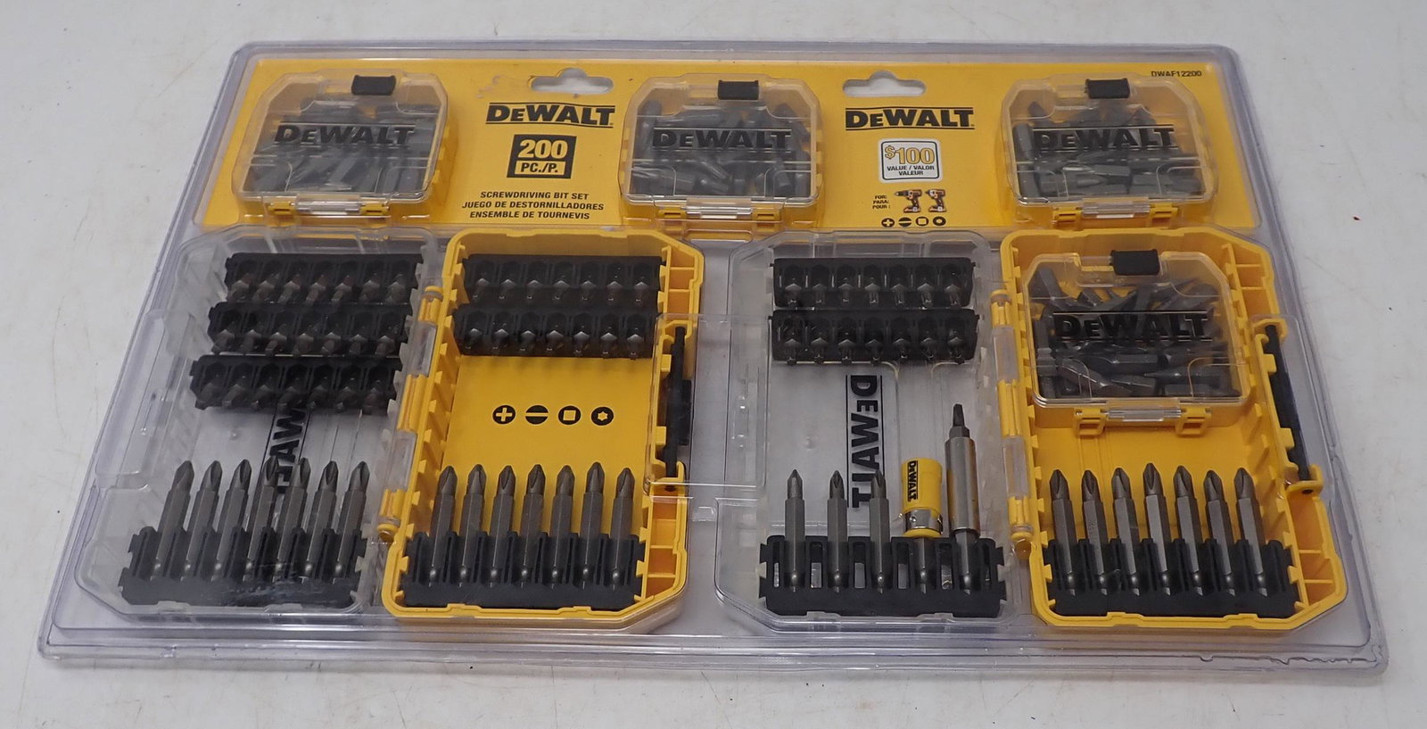 DeWalt 200pc Driver Set (1 of 3)