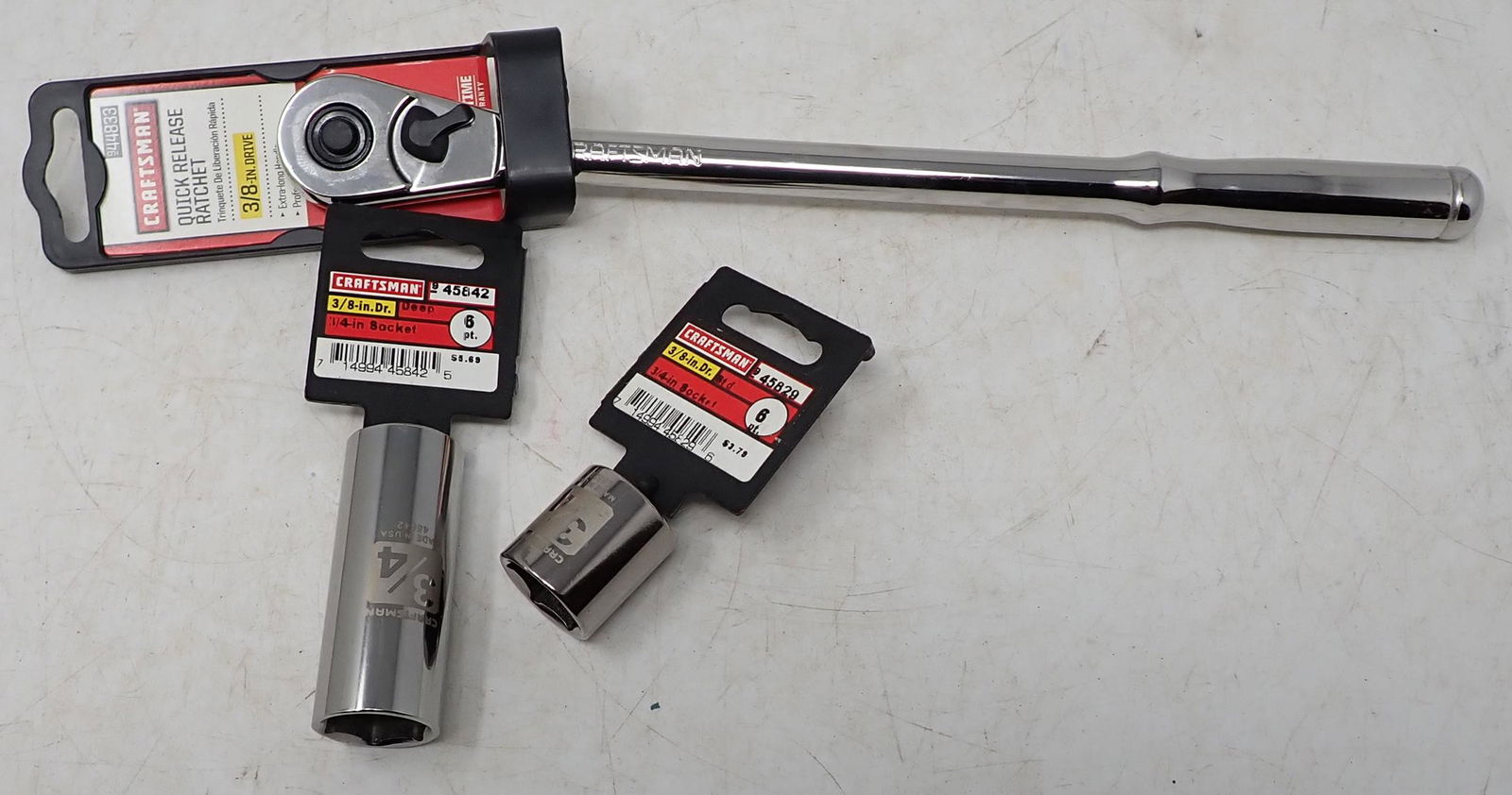 Craftsman 3/8" Drive Rachet & Sockets (1 of 2)