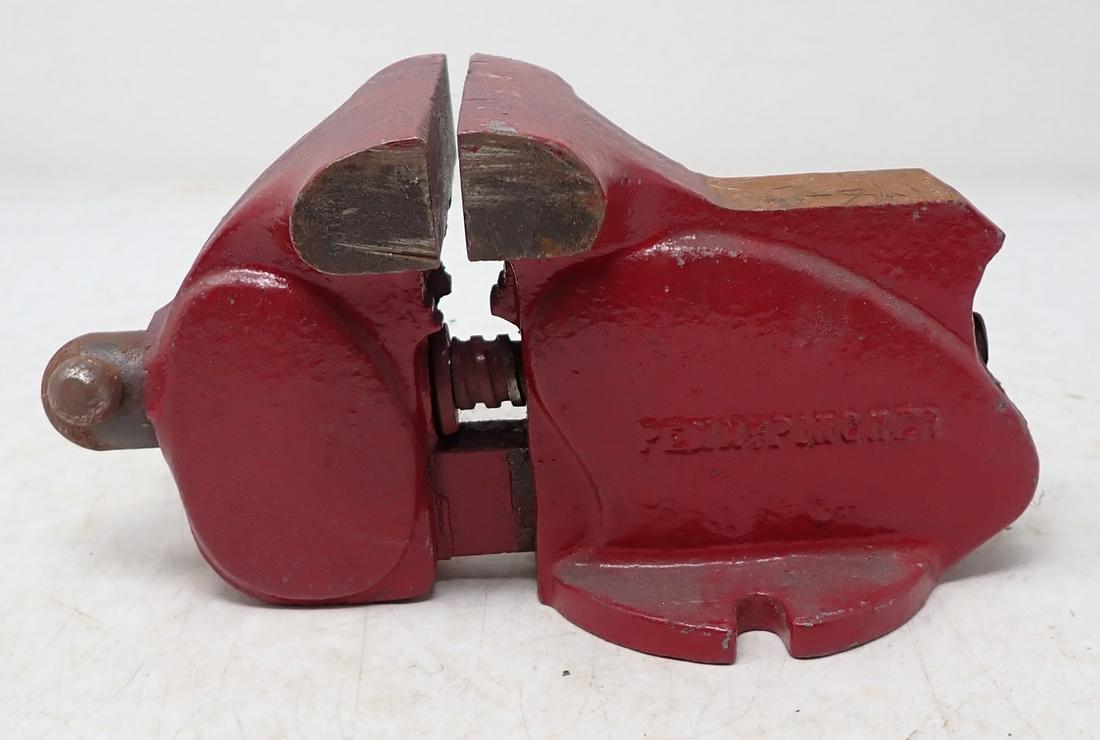 Columbian Pennypicher Vise: 3 1/2" jaws