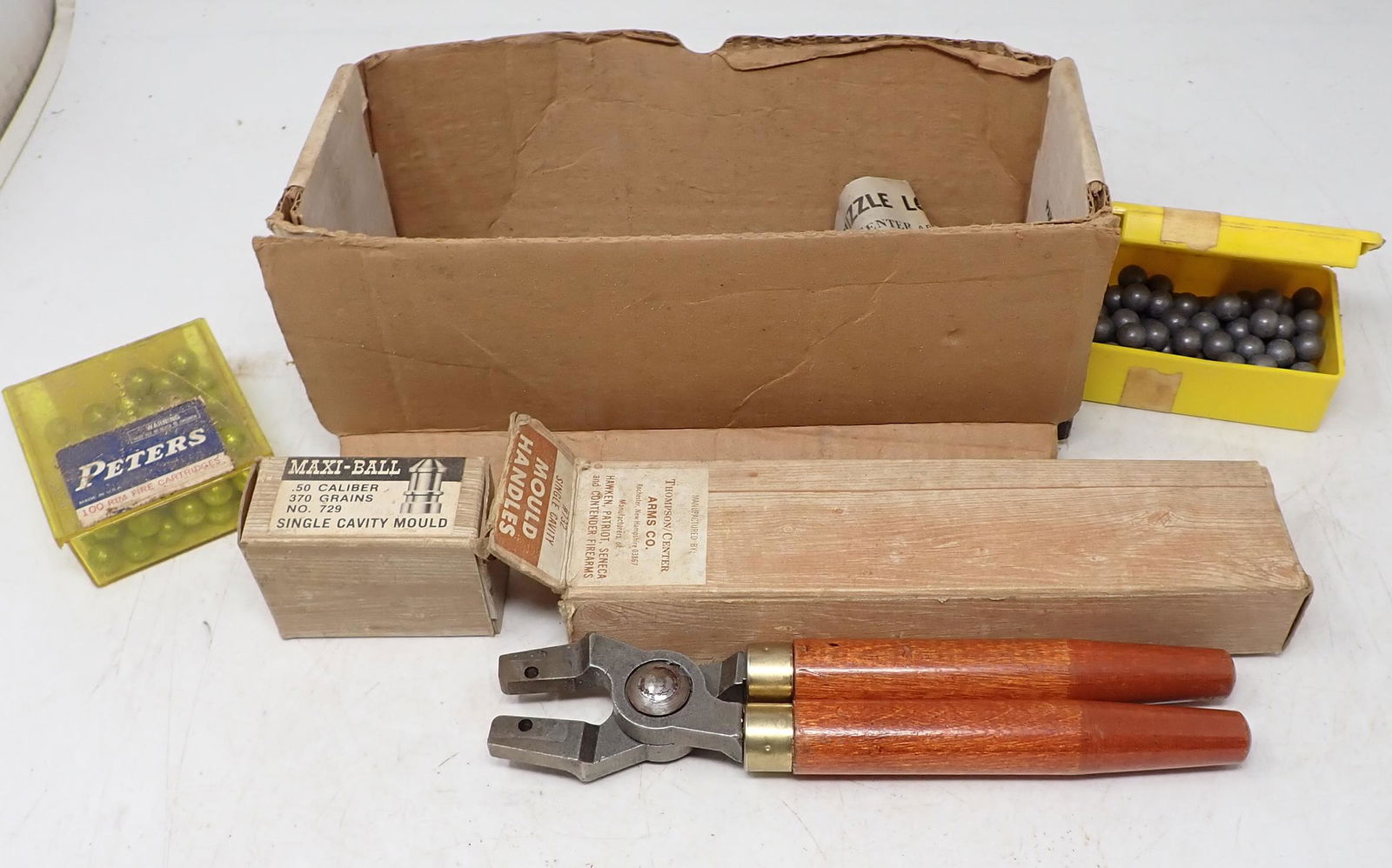 Thompson Center Maxi Ball Mold Misc Bullets (1 of 5)