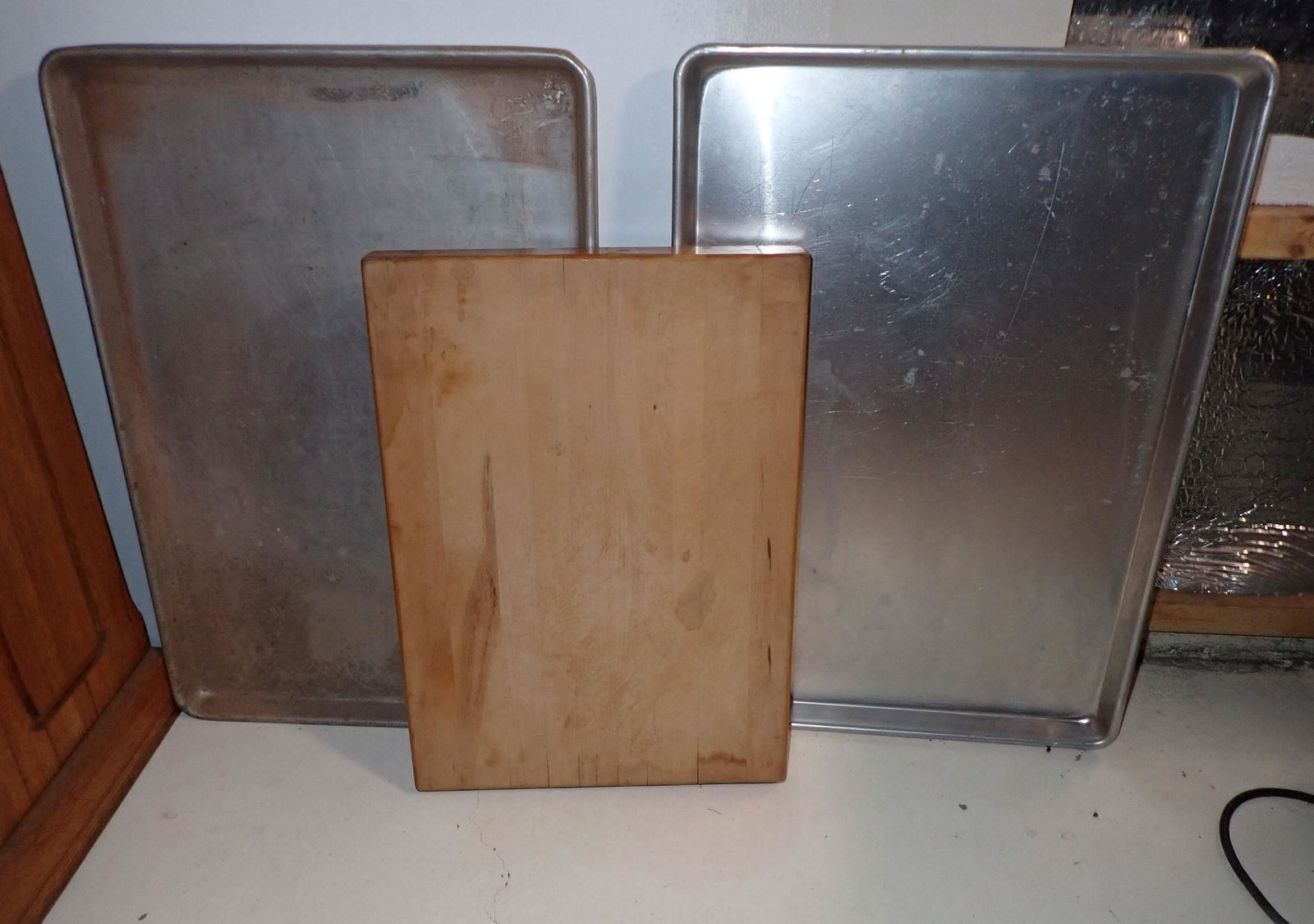 2 Baking Sheets and Cutting Board (1 of 1)