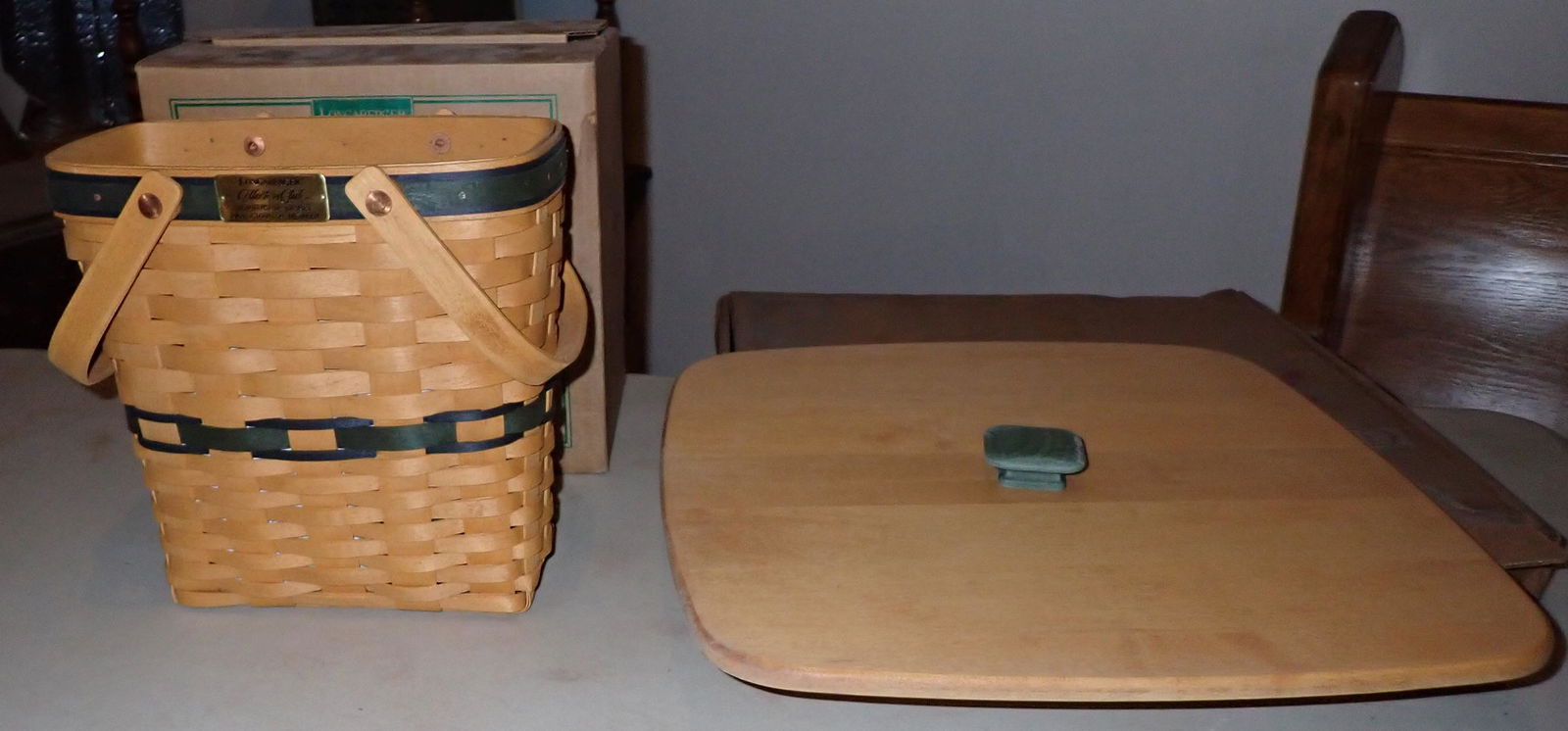 Longaberger Membership Basket & Evergreen Lid (1 of 4)