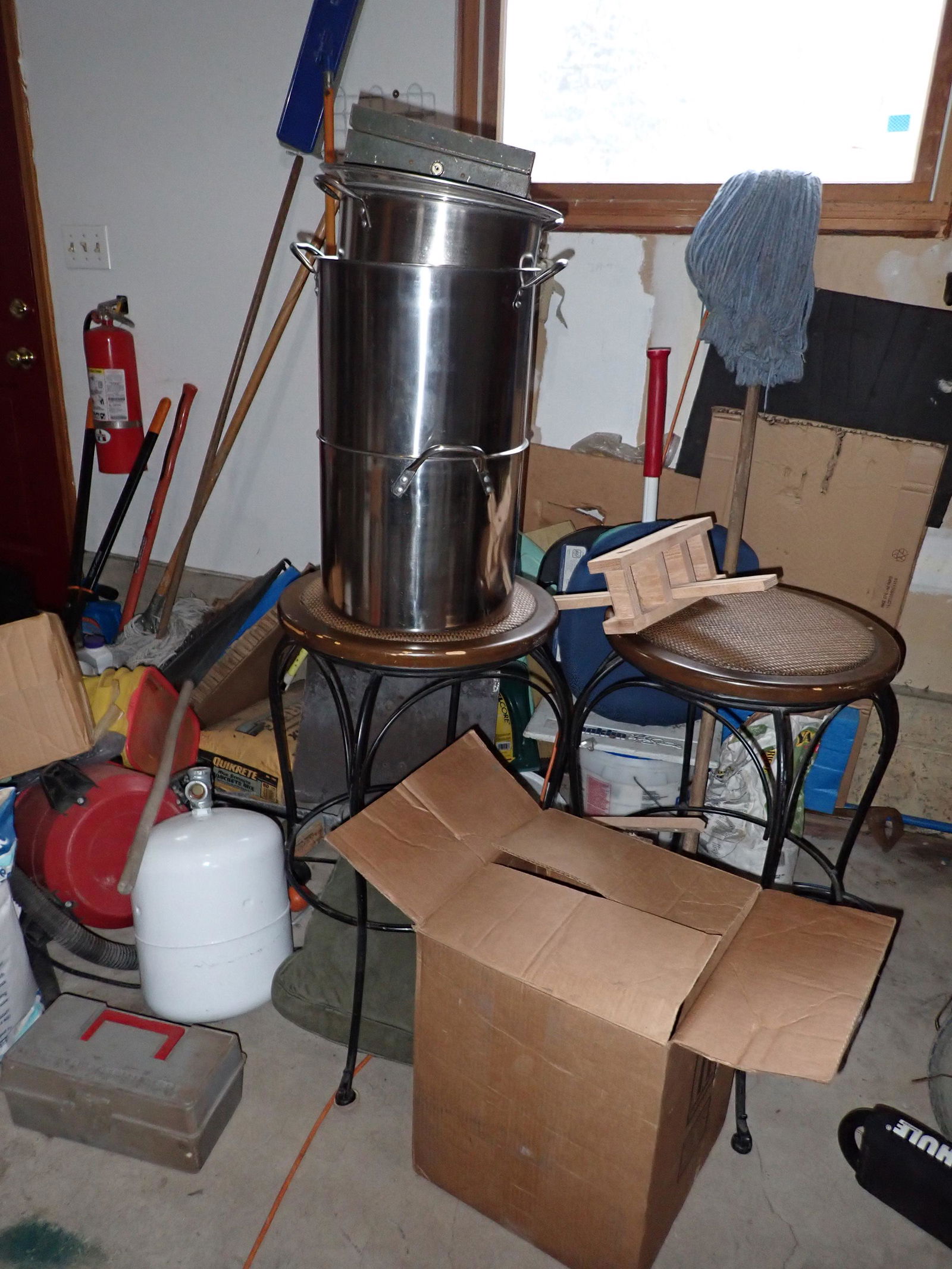 Partial Garage Contents (1 of 15)