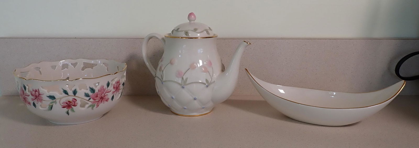Lenox Teapot & Dishes (1 of 2)