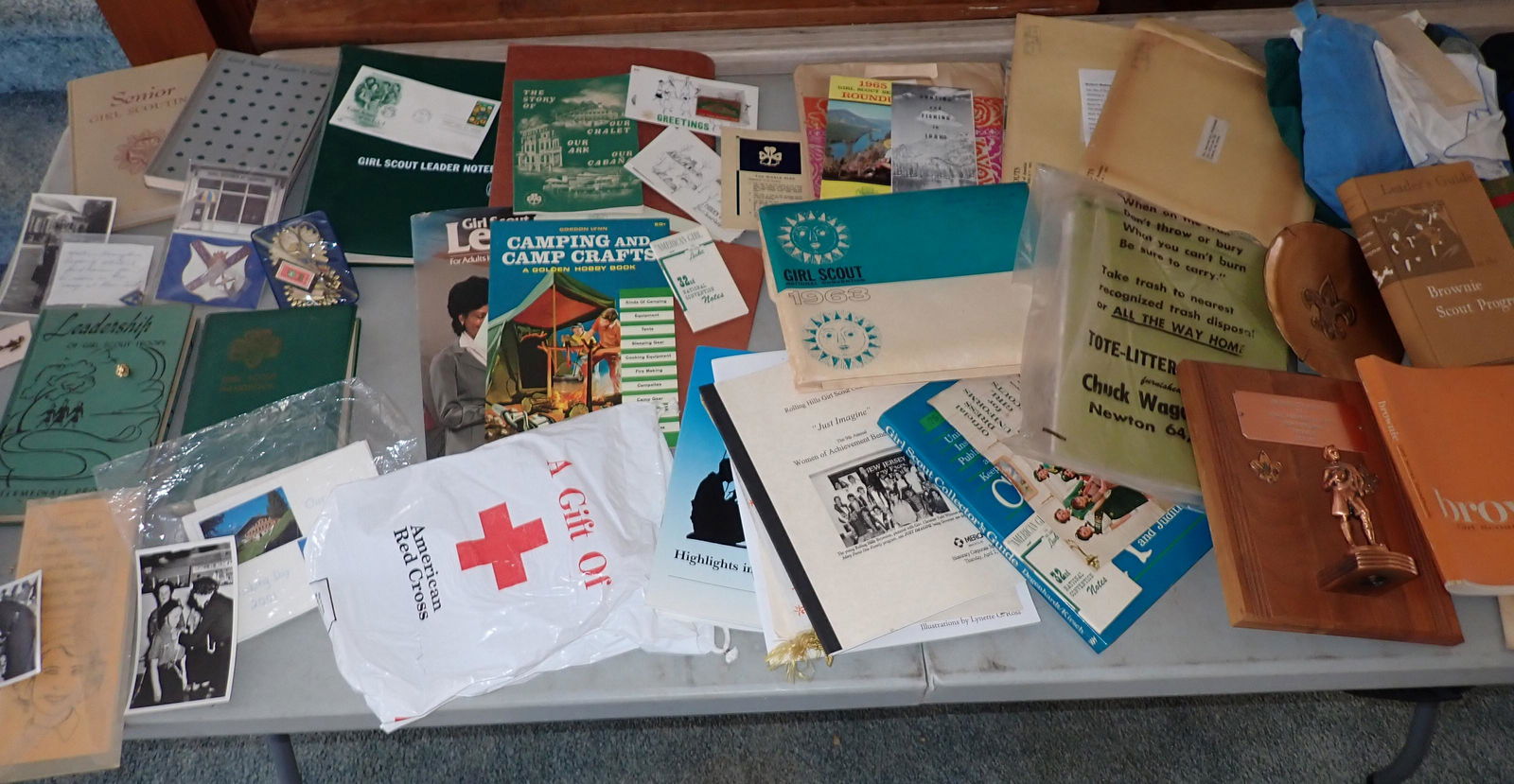 Girl Scout Books Pins Ephemora & Misc (1 of 10)