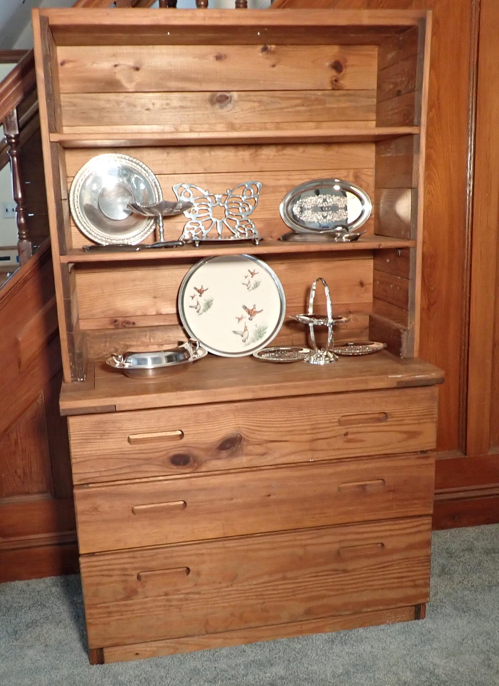 This End Up Dresser / Shelving Unit (1 of 2)