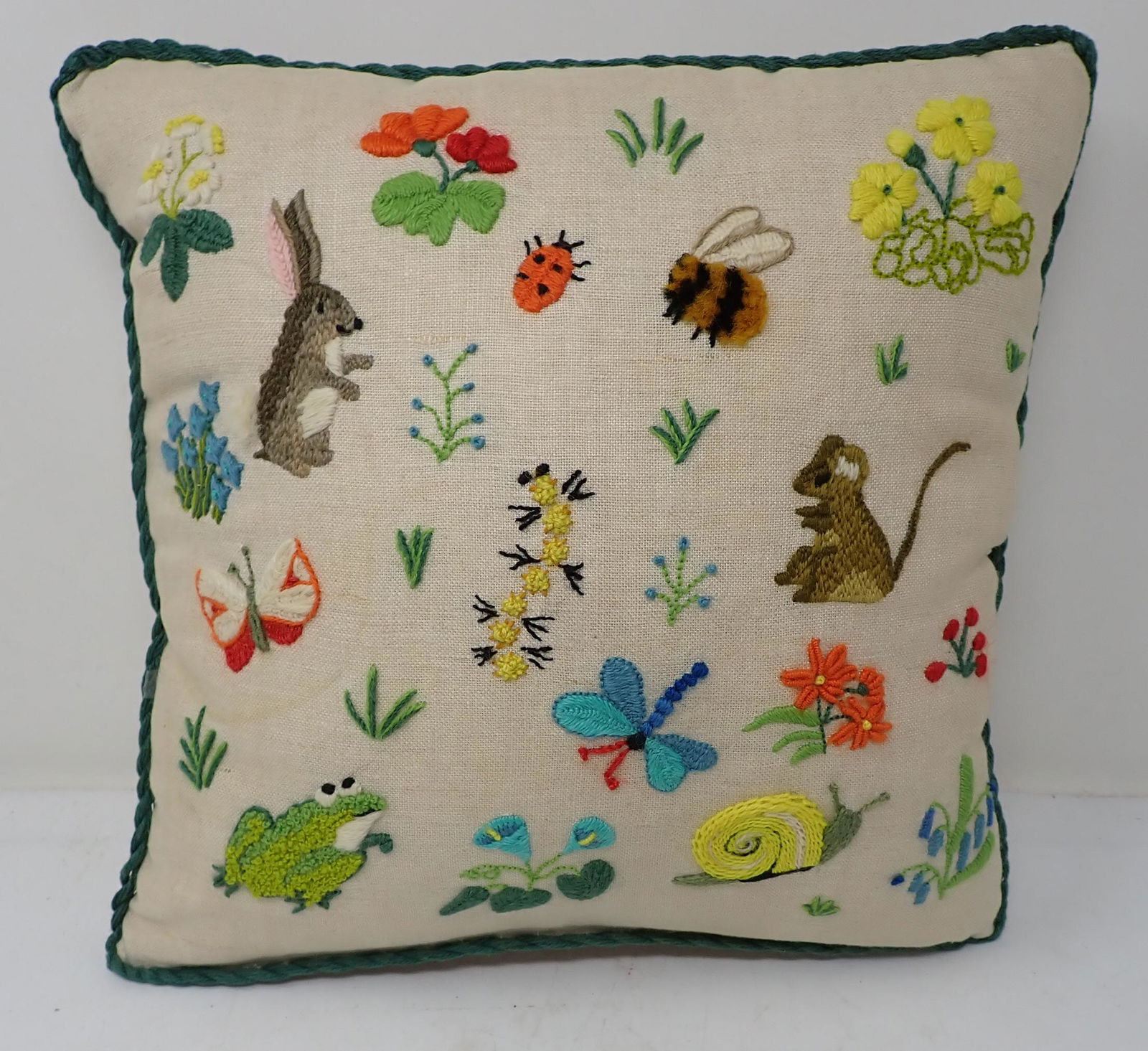 Vintage Needlepoint Pillow (1 of 2)