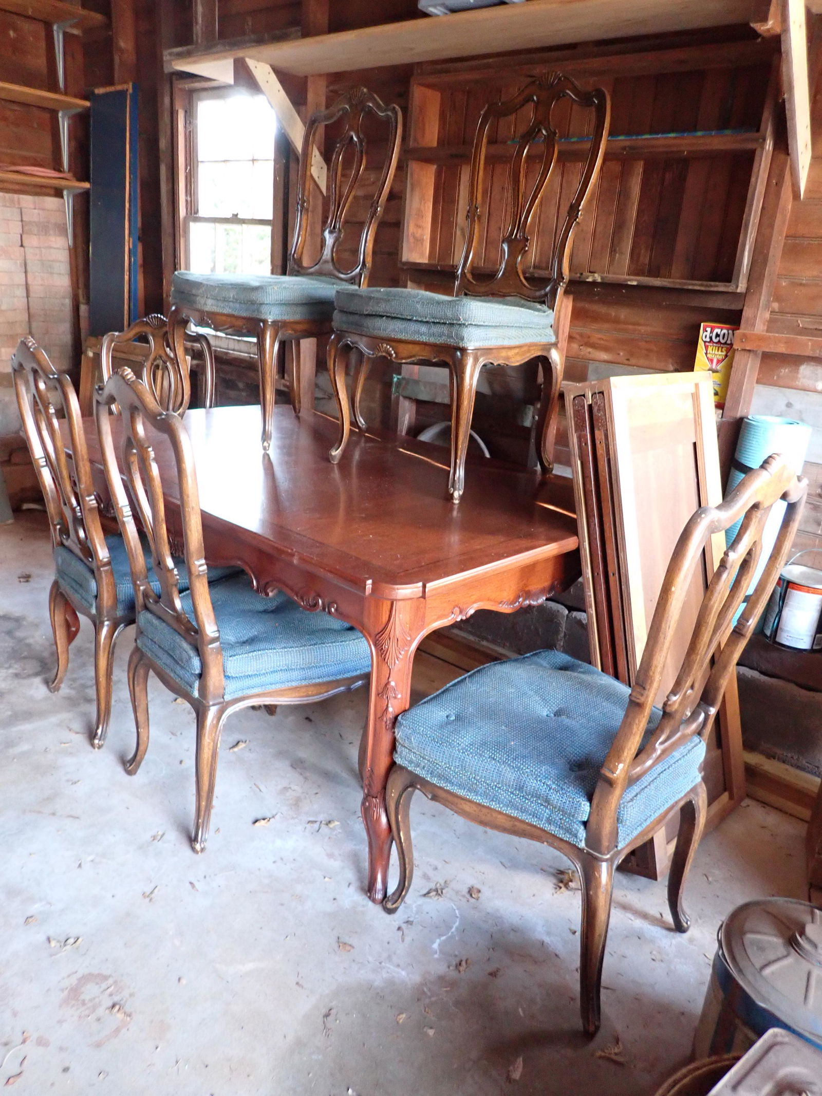 Dining Room Table and 6 Chairs: Table is apprx 42" x 66". Comes with two 18" leaves. NO SHIPPING