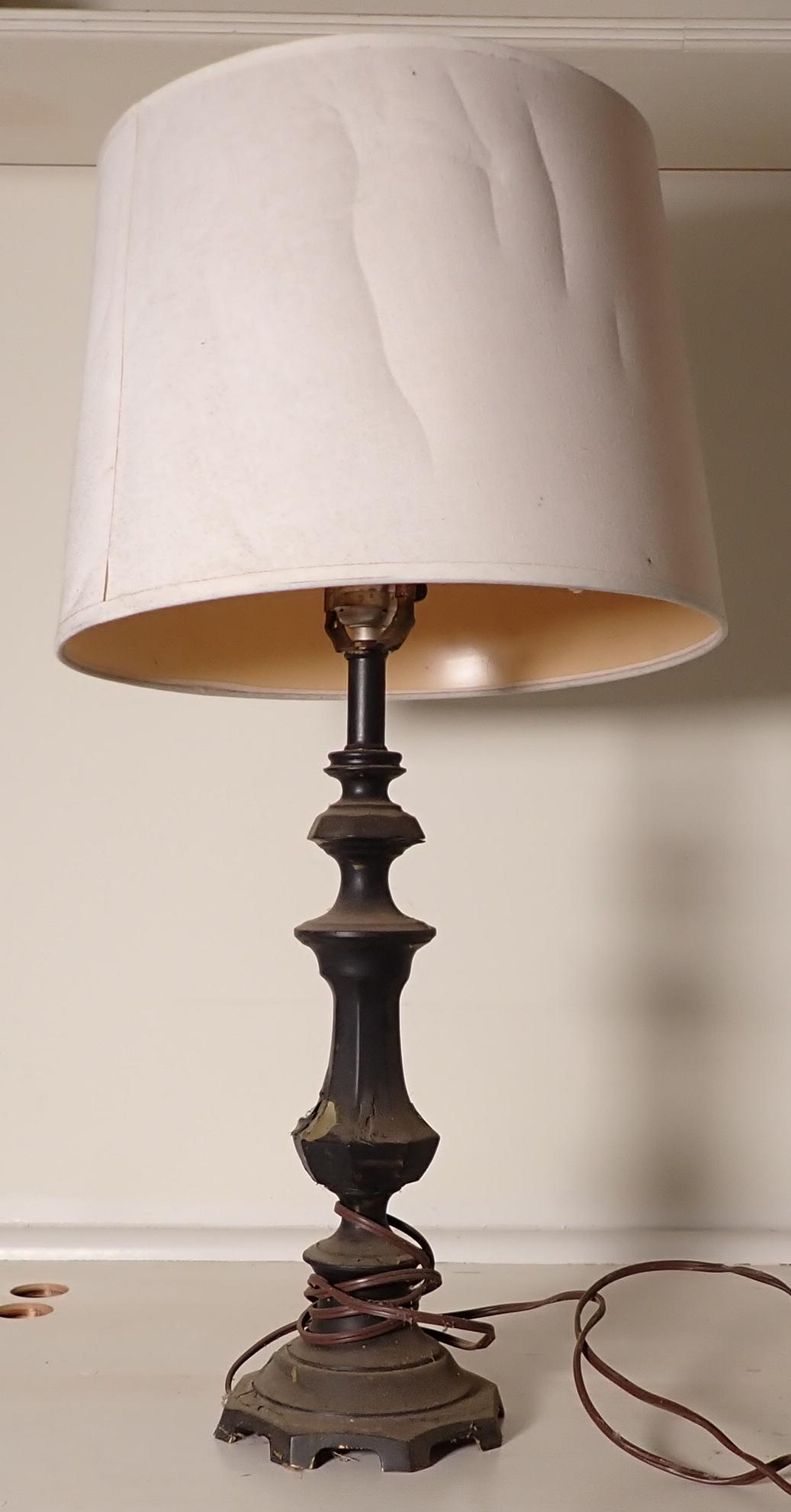 Berman Table Lamp: Approx 25" tall.