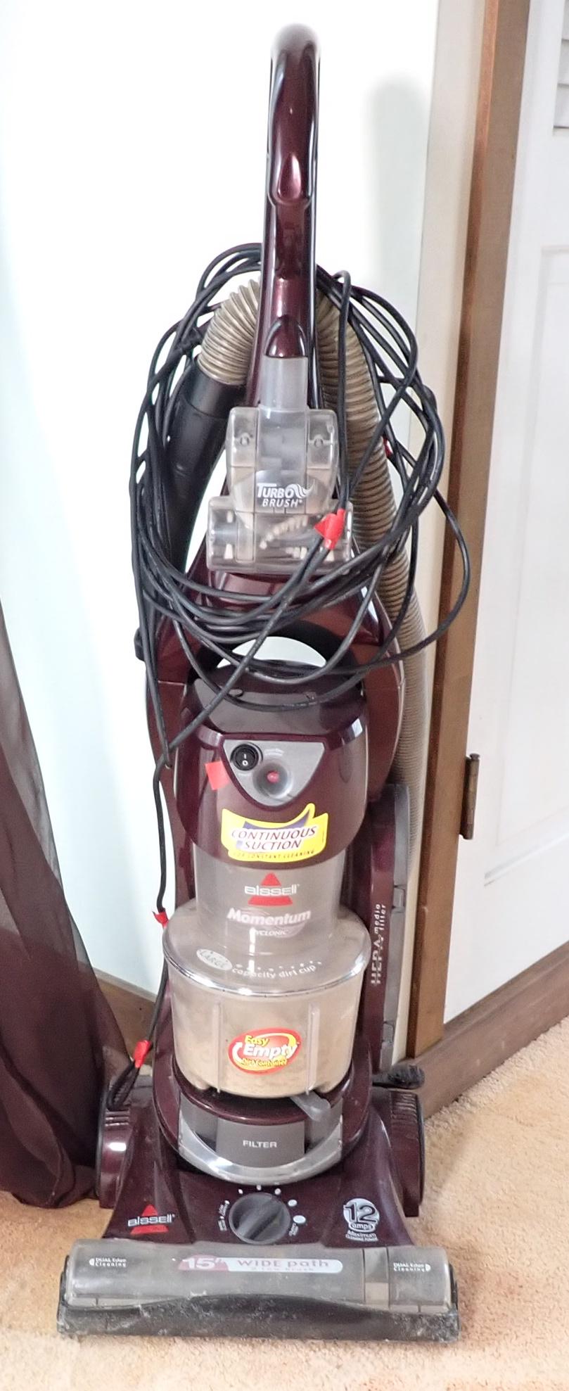 Bissell Vacuum (1 of 3)