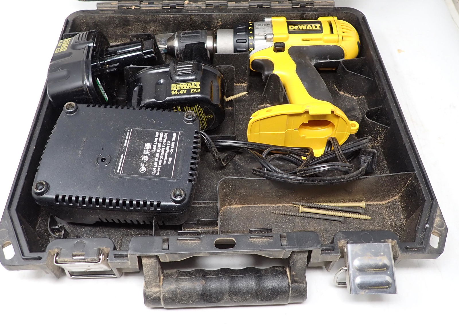 A Boxed Work Zone 14.4v Cordless Hammer Drill With