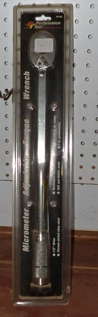 Performance Tools 1/2" Drive Torque Wrench (1 of 2)