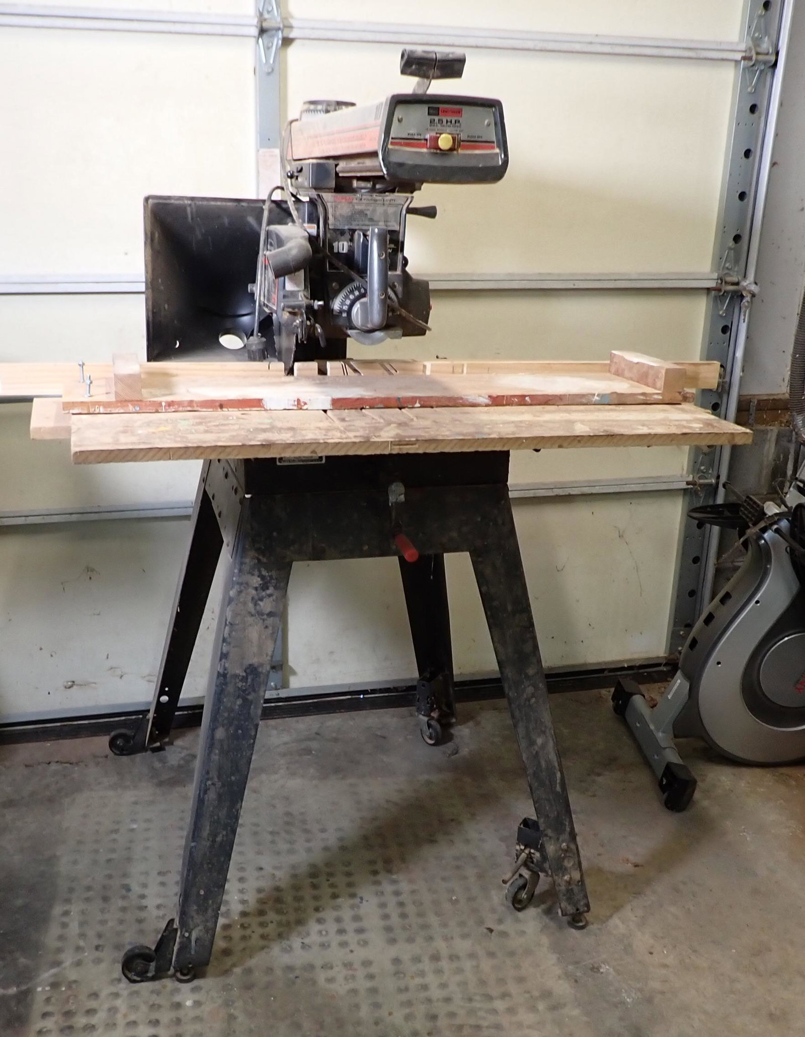 Craftsman 10" Radial Saw 2.5hp: No Shipping, Bring help to load