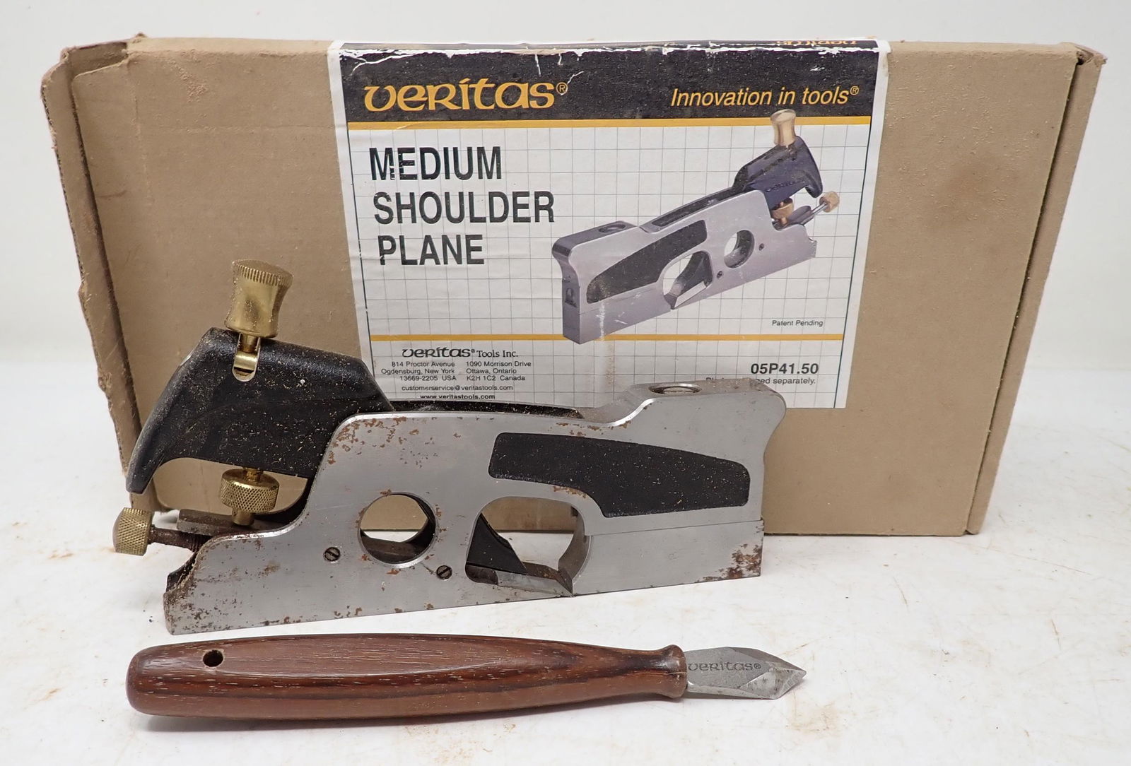 Veritas Medium Shoulder Plane & Carving Tool (1 of 3)