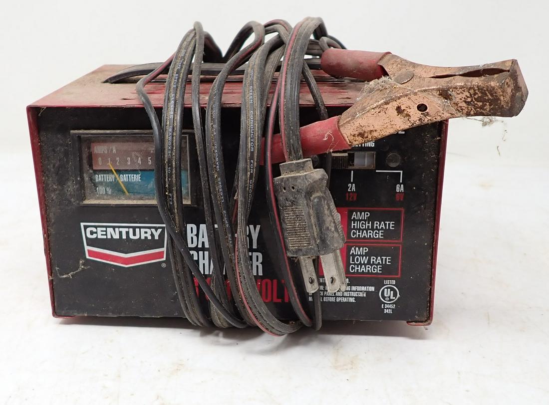 Century 6 & 12 Volt Battery Charger (1 of 2)