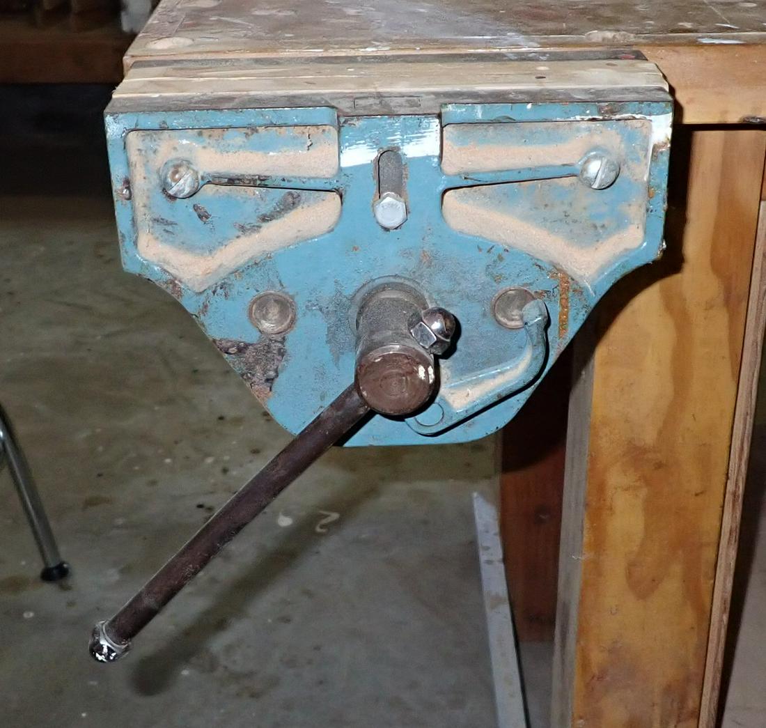 Woodworkers Vise (1 of 3)