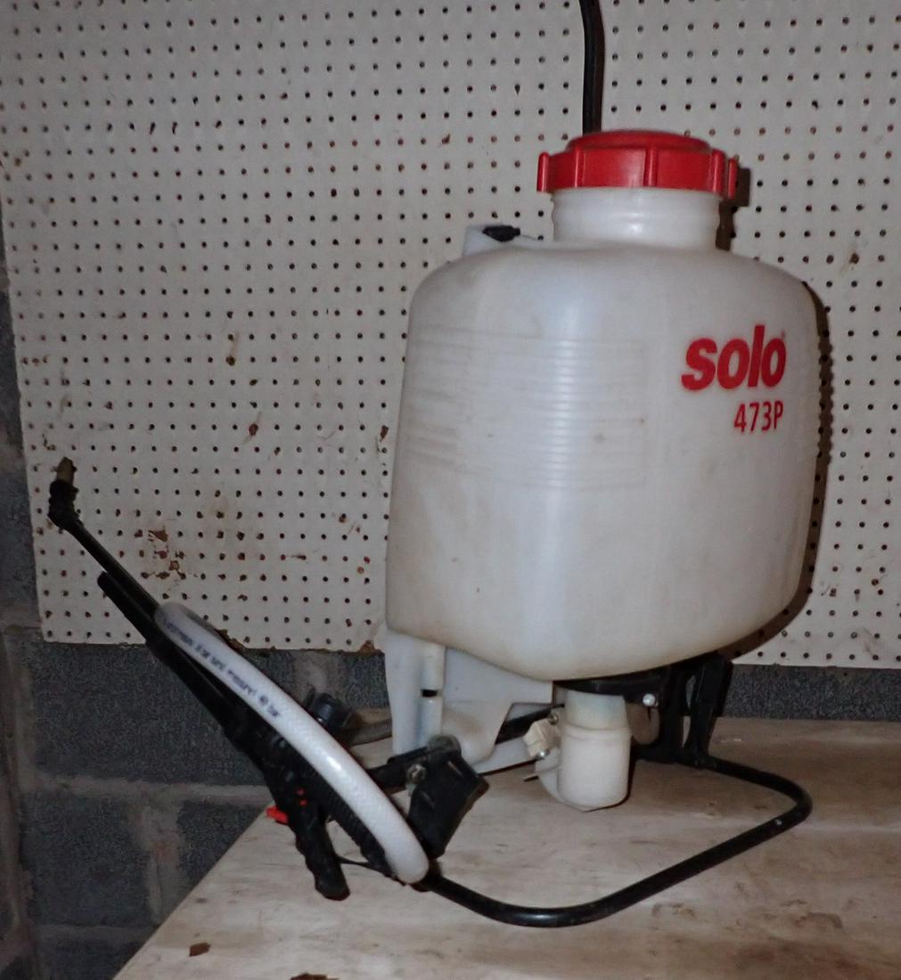 Solo 473P Backpack Sprayer (1 of 3)