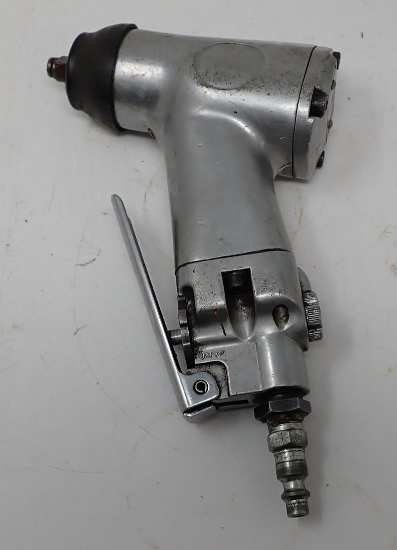 Rockwell 3/8" Drive 2701 Impact Wrench (1 of 3)