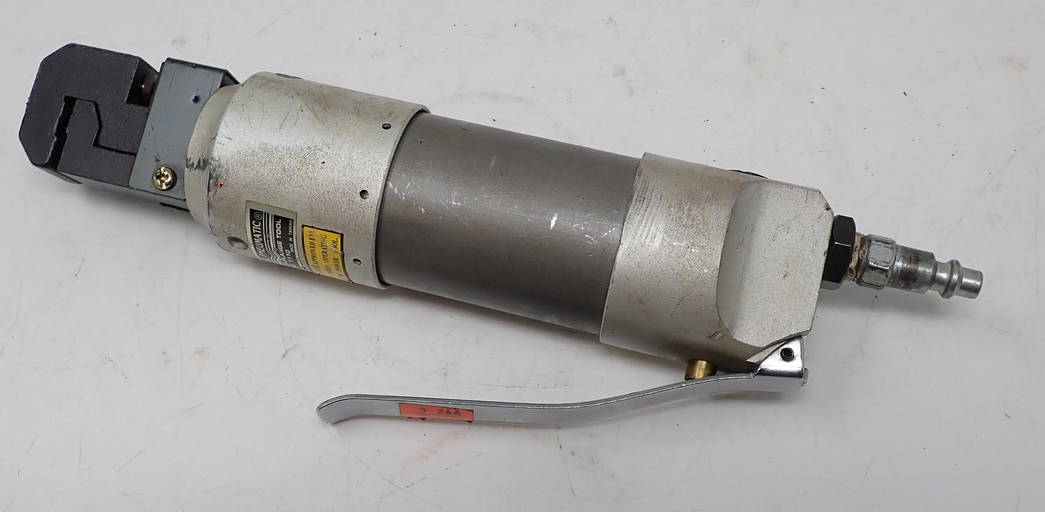Central Pneumatic Air Punch Flange Tool