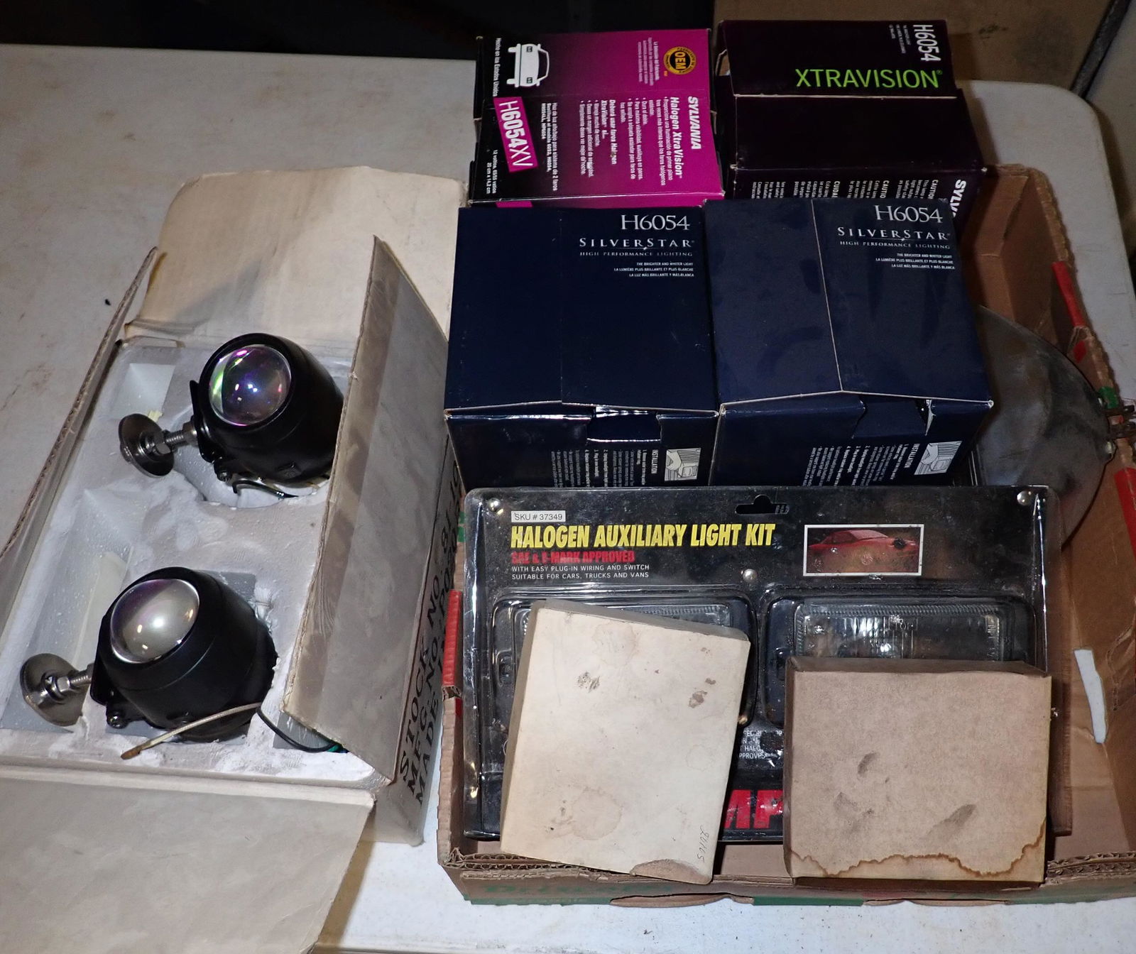 H6054 Headlights & Fog Lights (1 of 3)