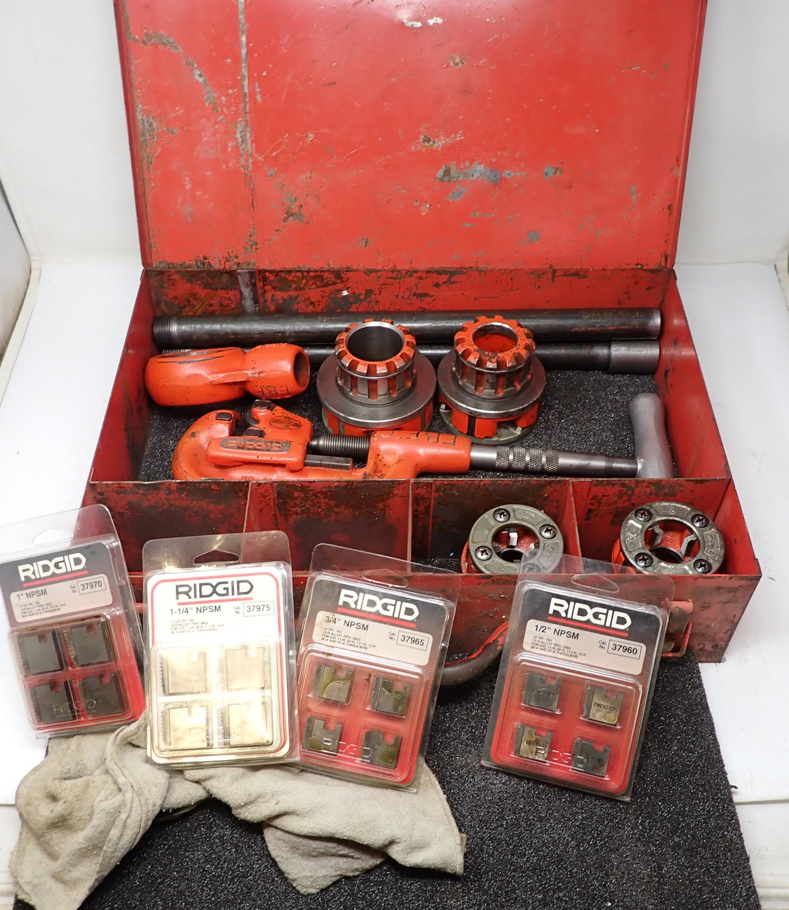 Ridig 1A Tubing Cutter & Pipe Threaders (1 of 6)