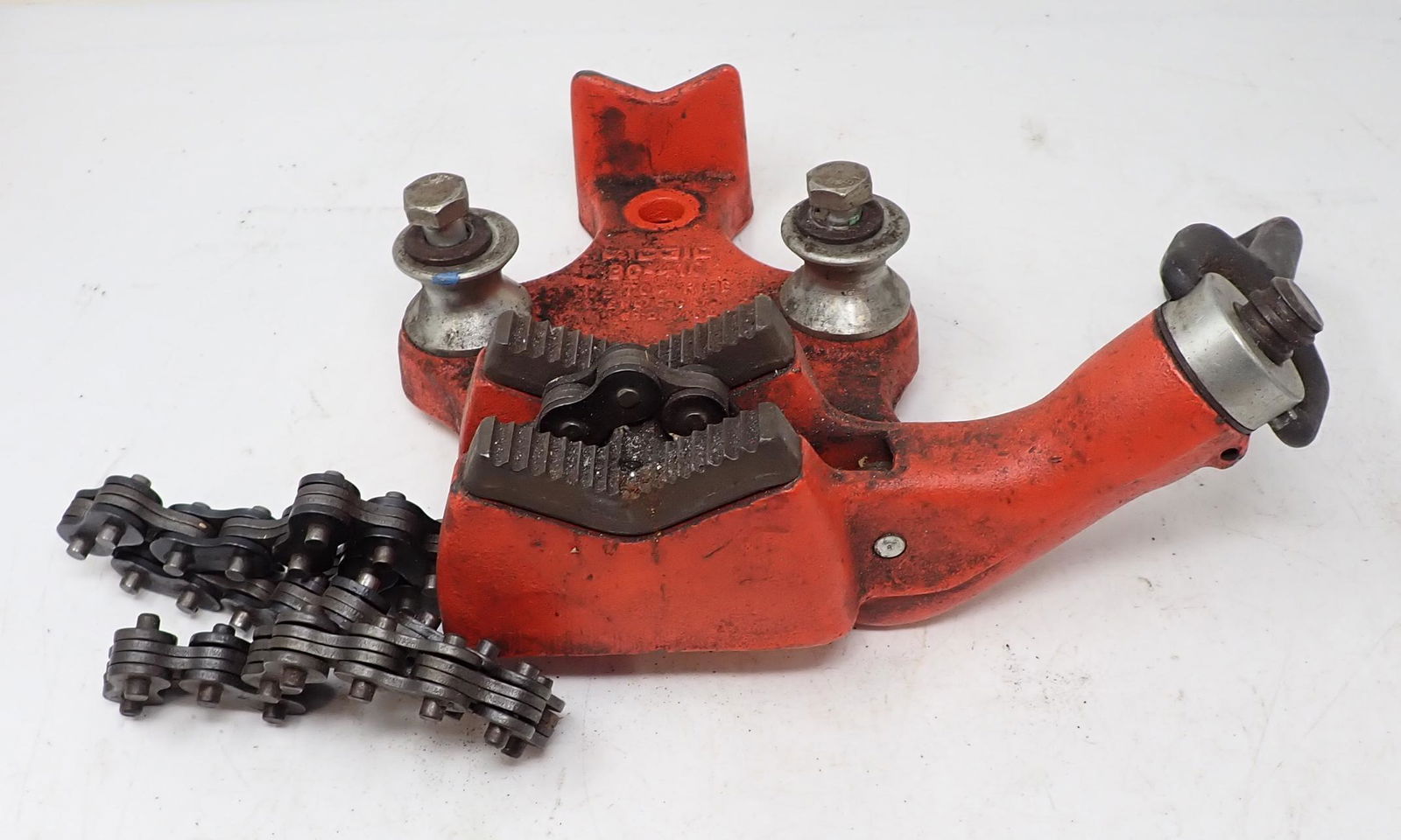 Rigid BC-410 Pipe Vise (1 of 2)