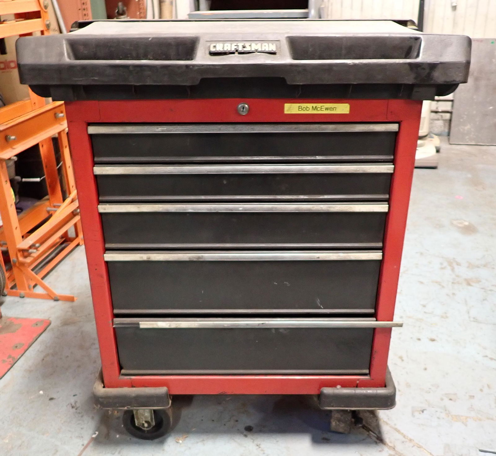 Craftsman Rolling Tool Chest (1 of 5)