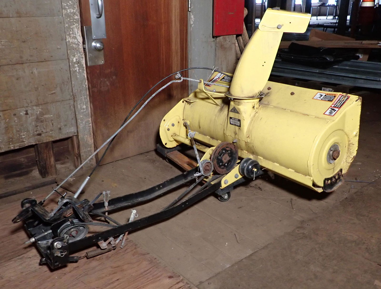 John Deere Garden Tractor 42" Snowblower (1 of 7)