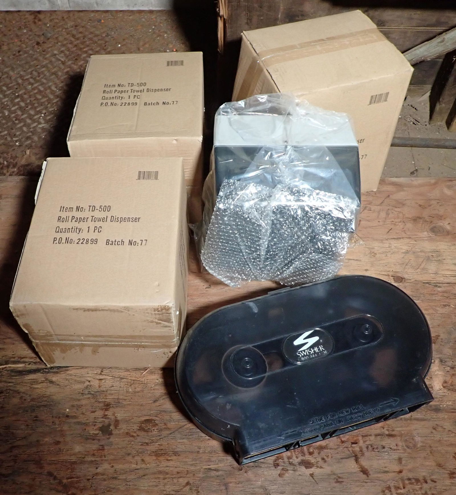 3 New Paper Towel Dispensers (1 of 4)